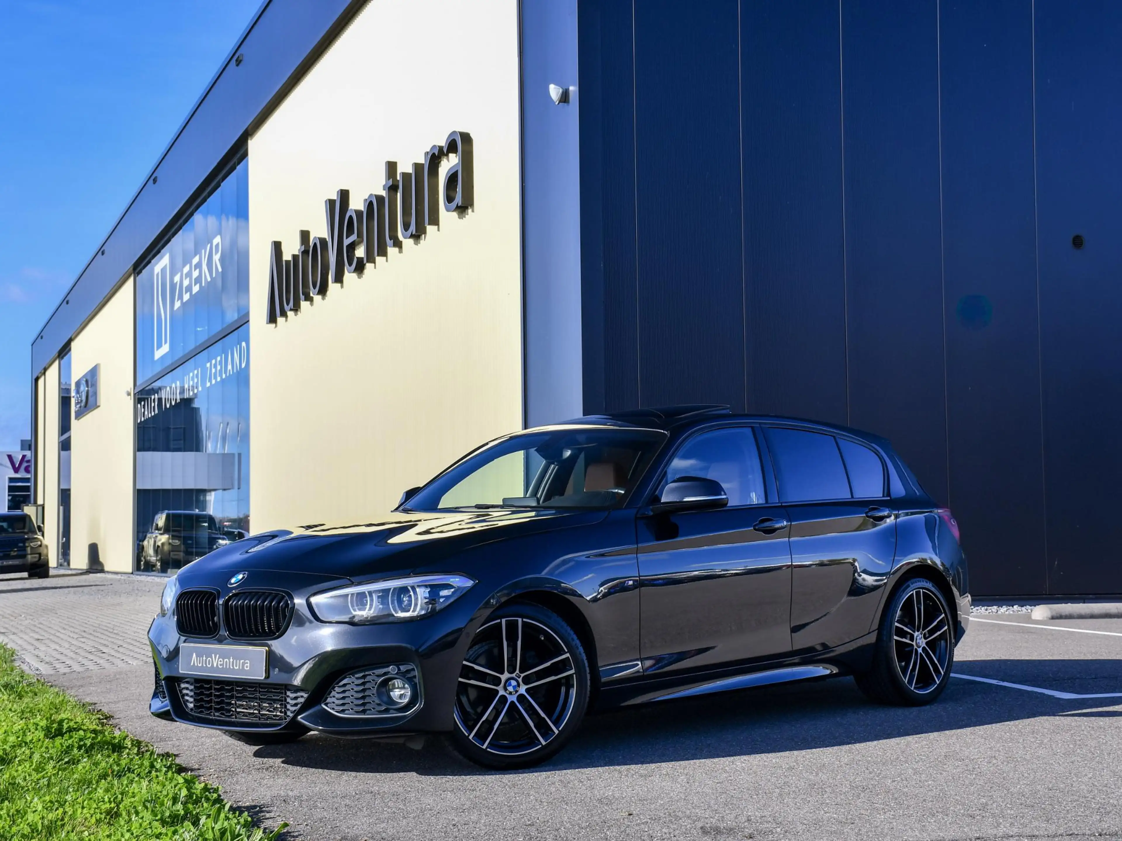 BMW 118 1-serie 118i Corporate Lease High Executive | M Sp — photo 2