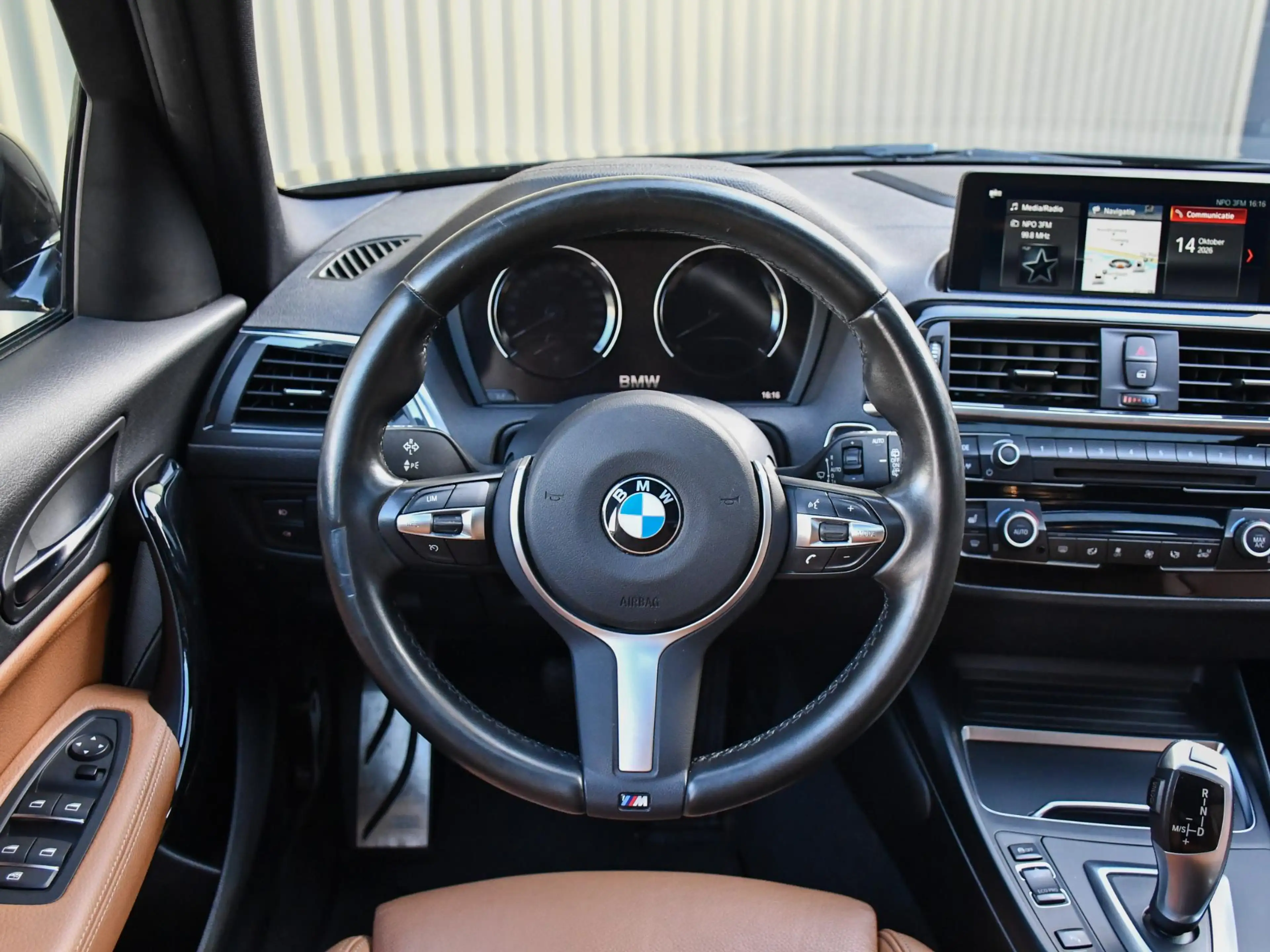 BMW 118 1-serie 118i Corporate Lease High Executive | M Sp — photo 7