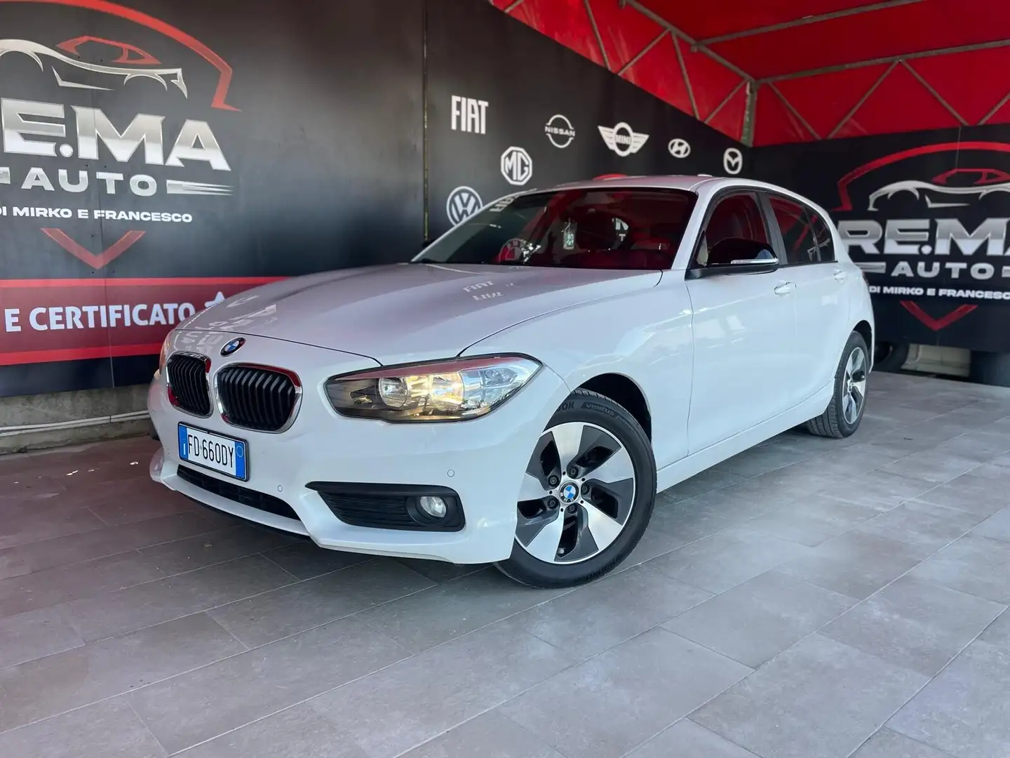 BMW 116 116d 5p. Sport Wit - 1