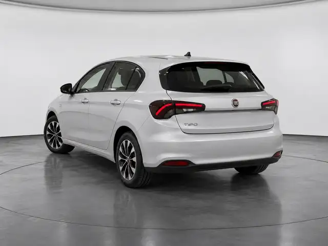 Fiat Tipo view 2