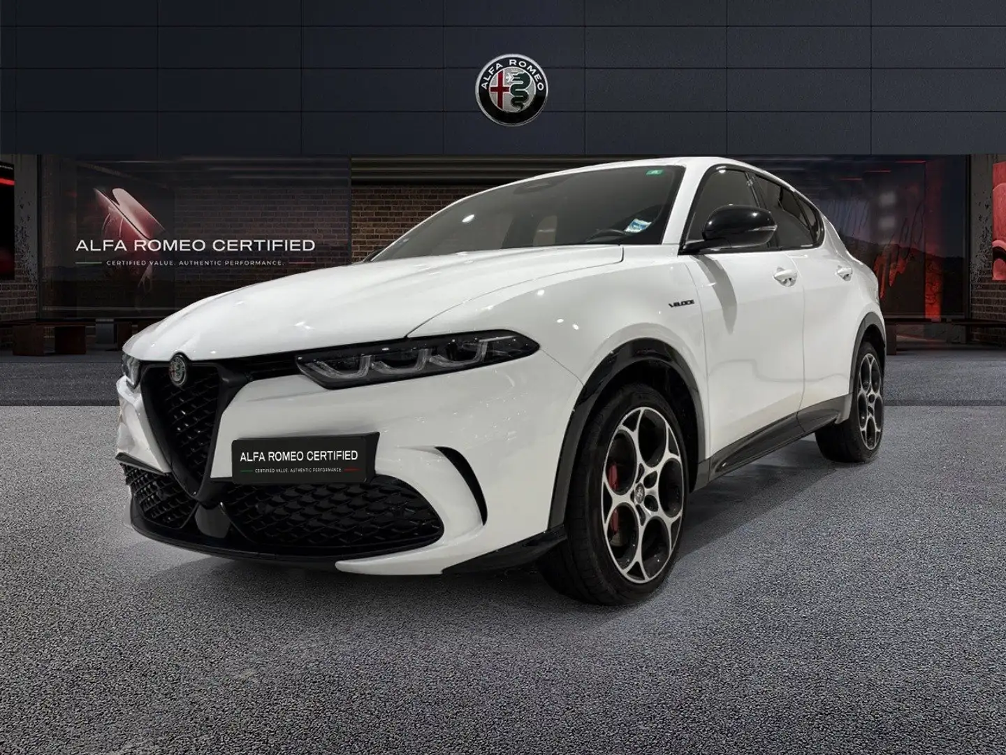 Alfa Romeo Tonale 1.6 Diesel 130cv TCT6 Veloce Bianco - 1