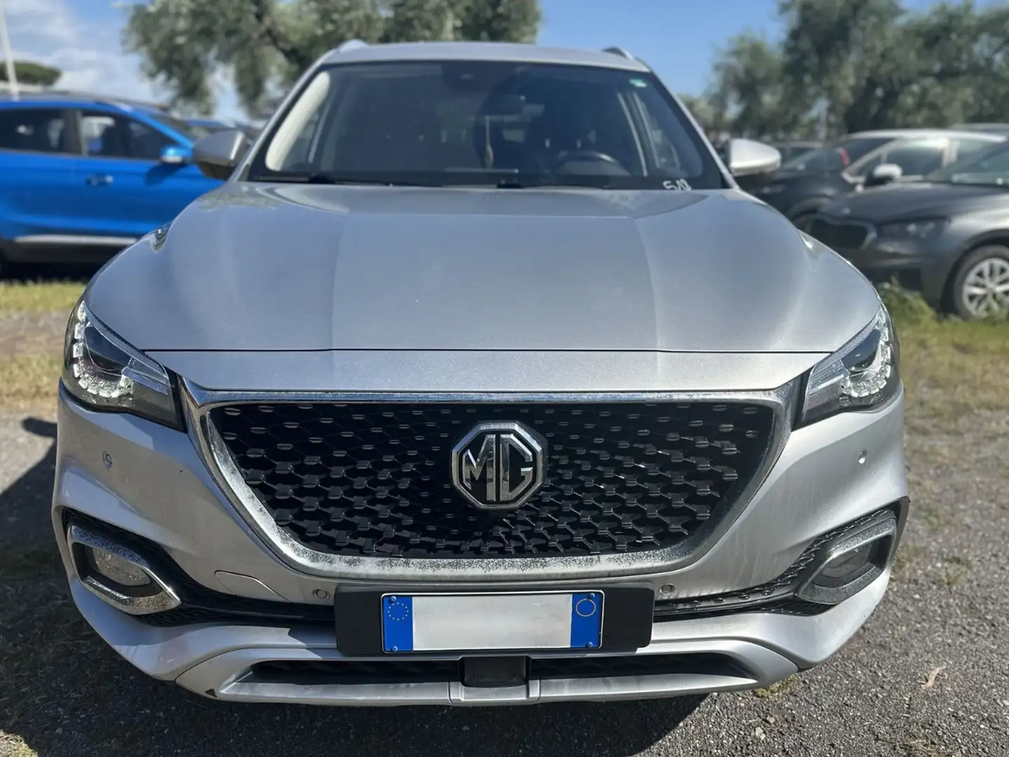 MG HS 1.5 T Luxury Plateado - 1