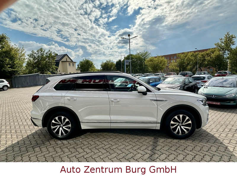 Volkswagen Touareg 3.0 TDI V6 Elegance 4Motion HUD Leder — photo 5