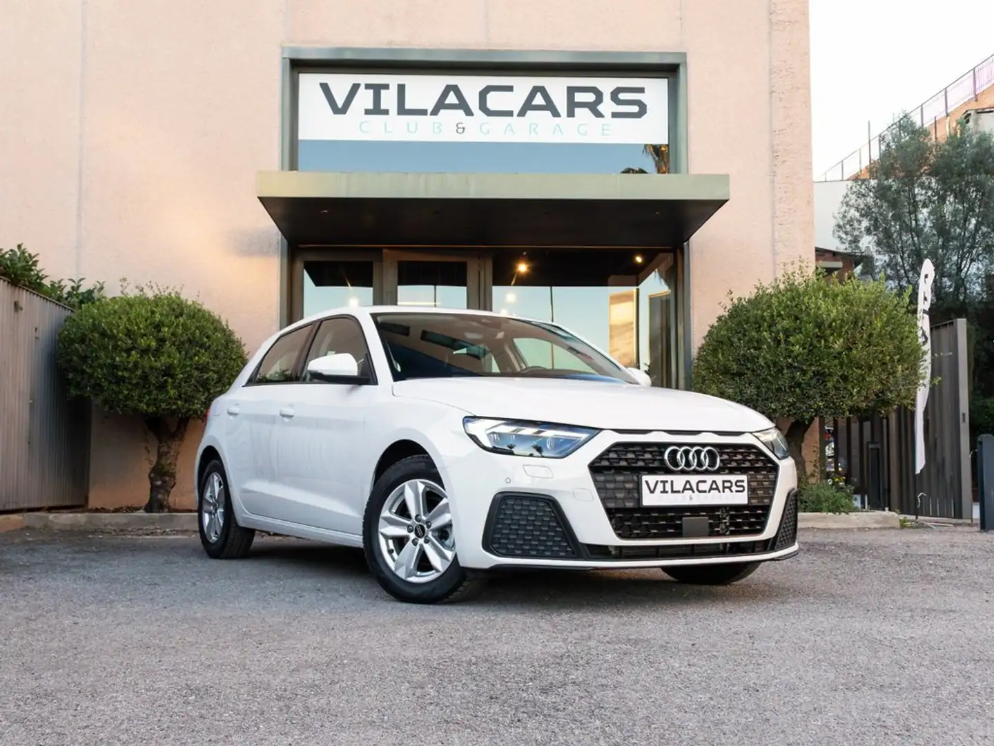 Audi A1 Sportback Advanced 30 TFSI 81kW S tronic Weiß - 1