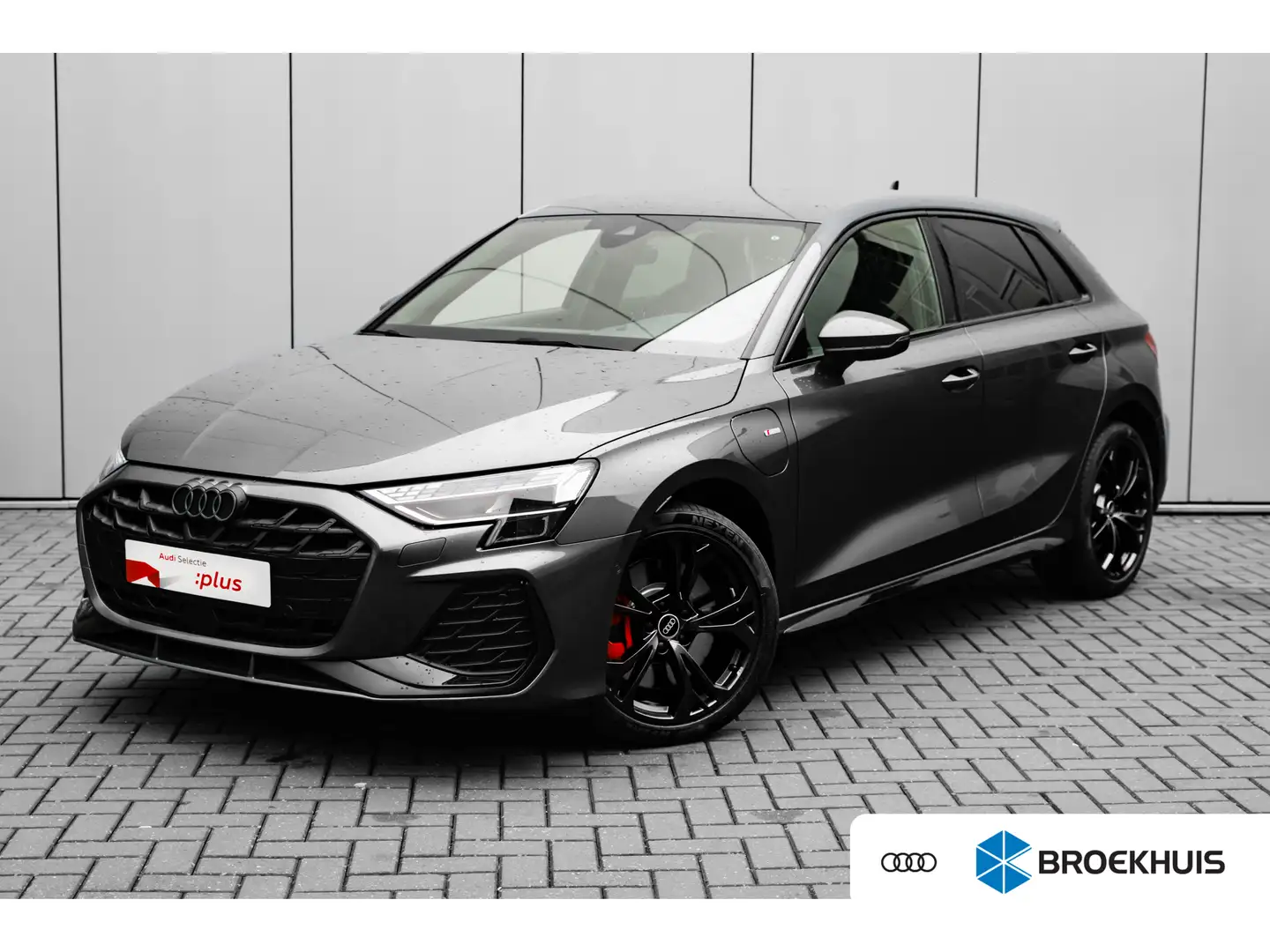 Audi A3 Sportback 45 TFSI e S edition Competition 272PK | - 1