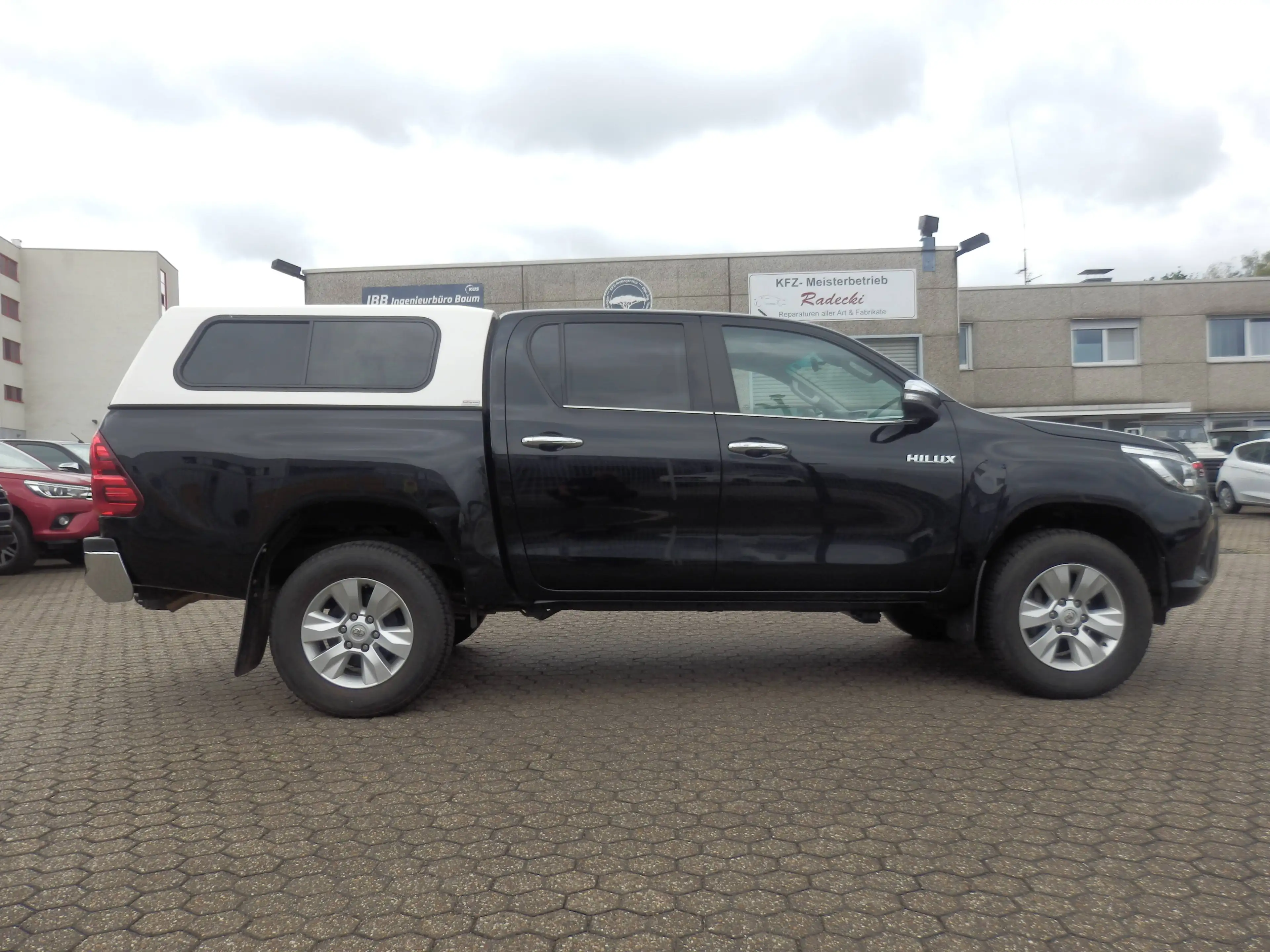 Toyota Hilux Double Cab Executive 4x4, Automatik, Leder, Sitzheizung, Klimaautomatik, Xenon, LED, HHK, Hardtop — photo 5