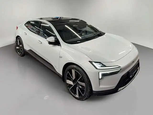 Polestar 4