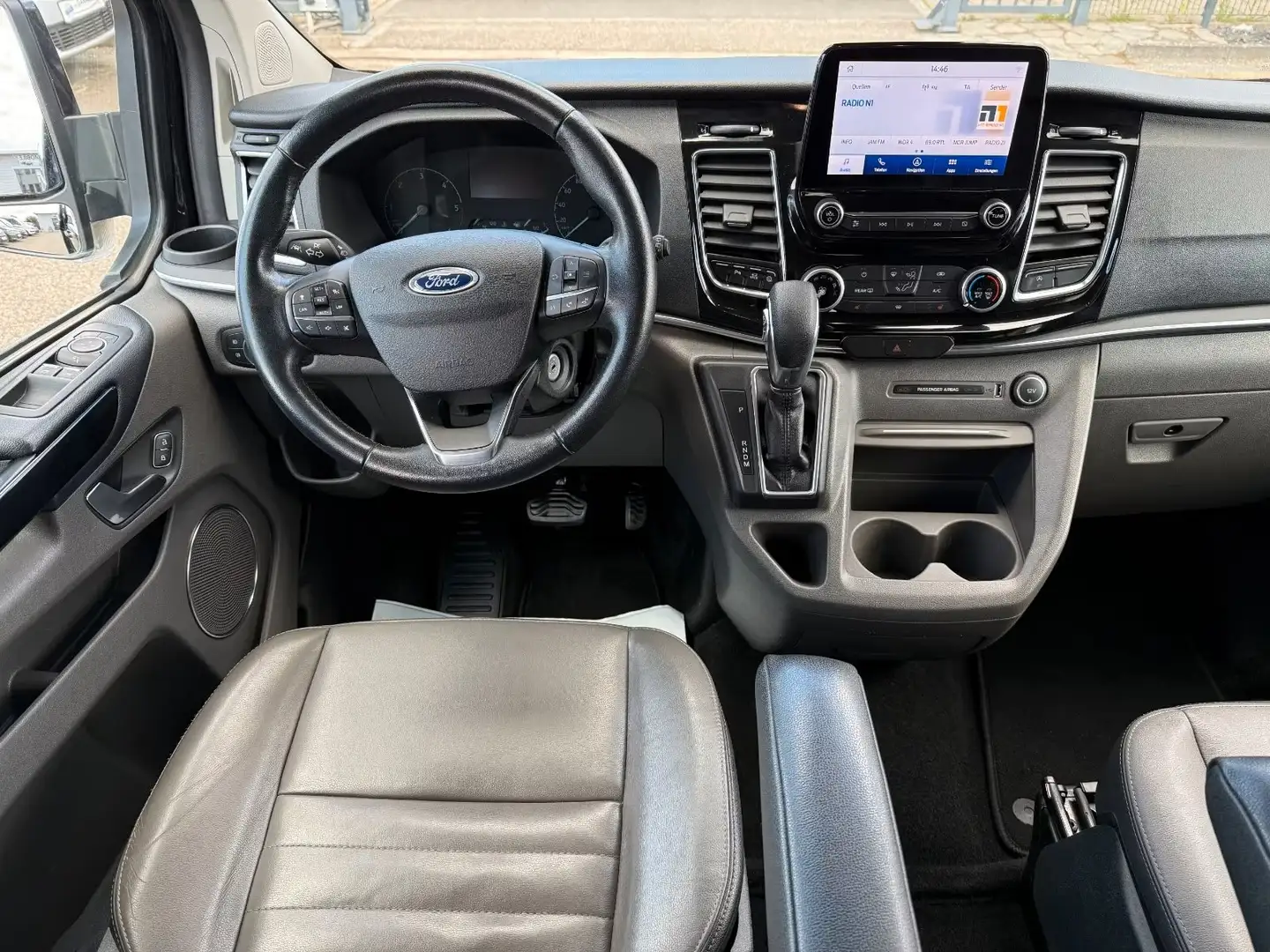 Ford Tourneo Custom 2.0 AT Titanium Grigio - 2