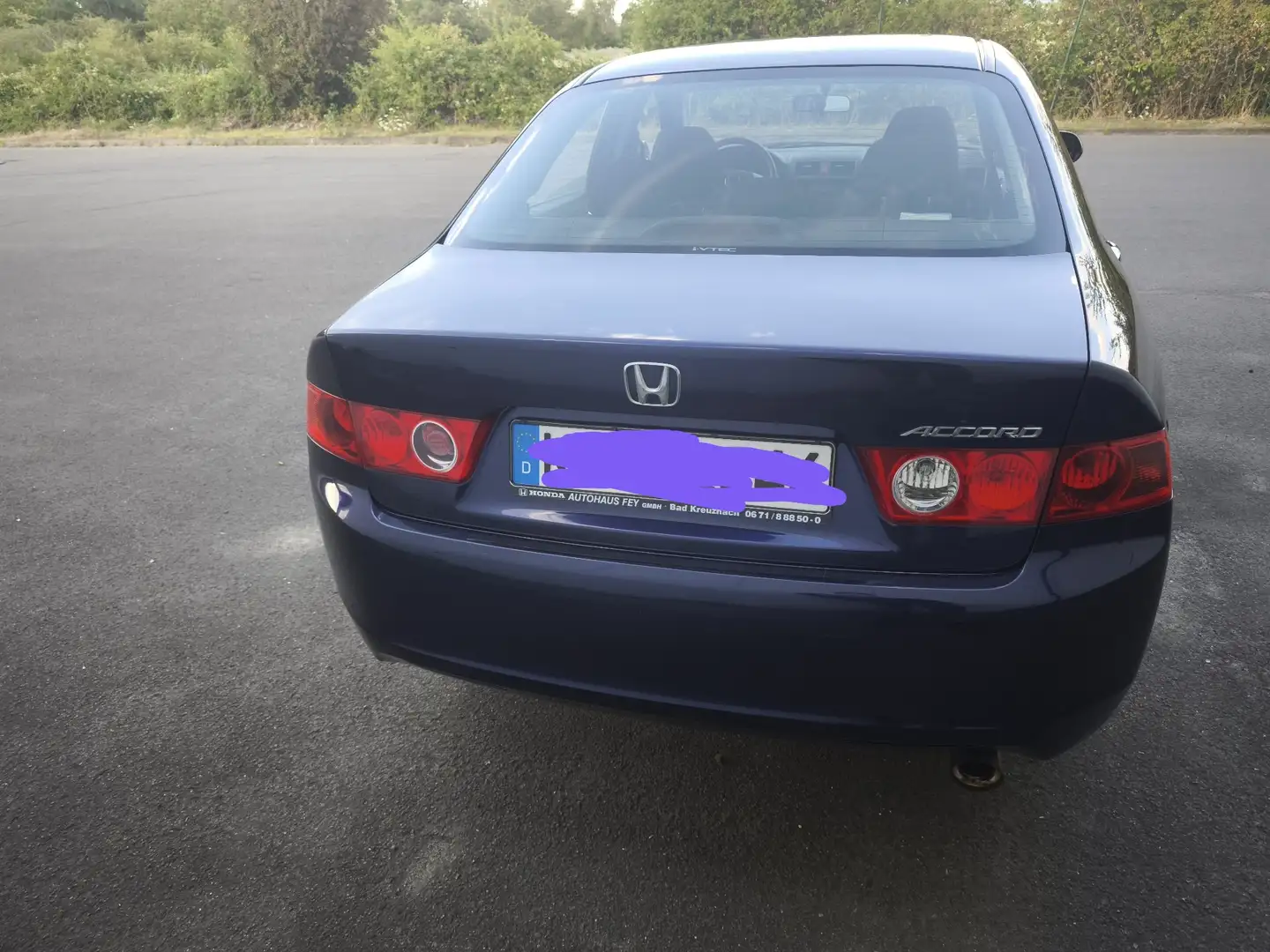 Honda Accord 2.0 i Comfort 1.Hand und Tüv Neu - 2