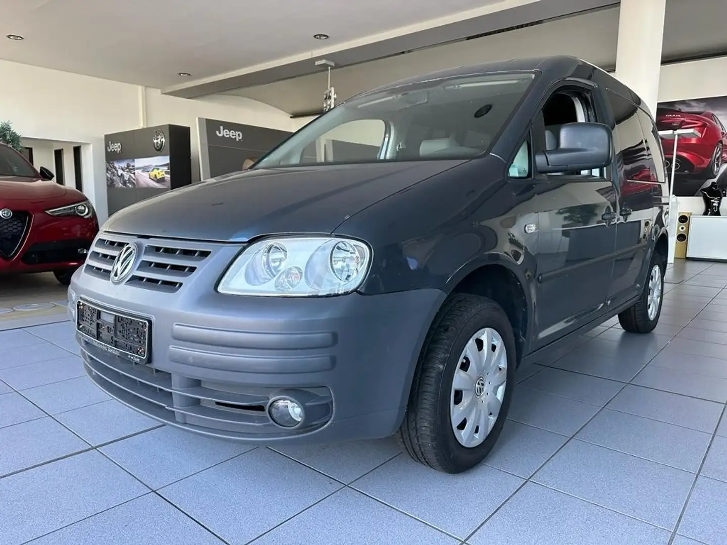 Volkswagen Caddy 1.9 TDI DPF Life (7-Si.) Grau - 2