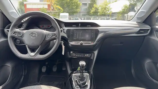 Opel Corsa view 11