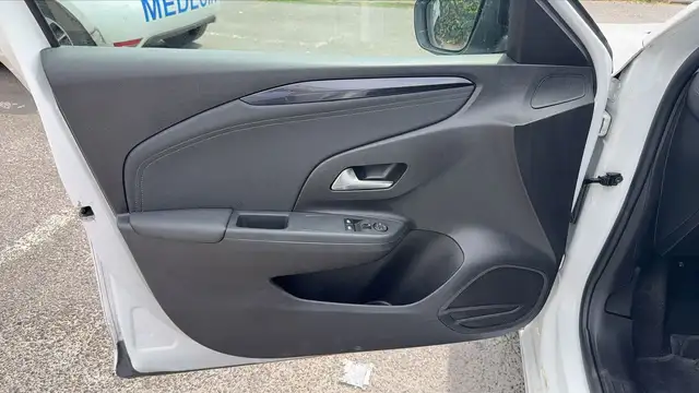Opel Corsa view 7
