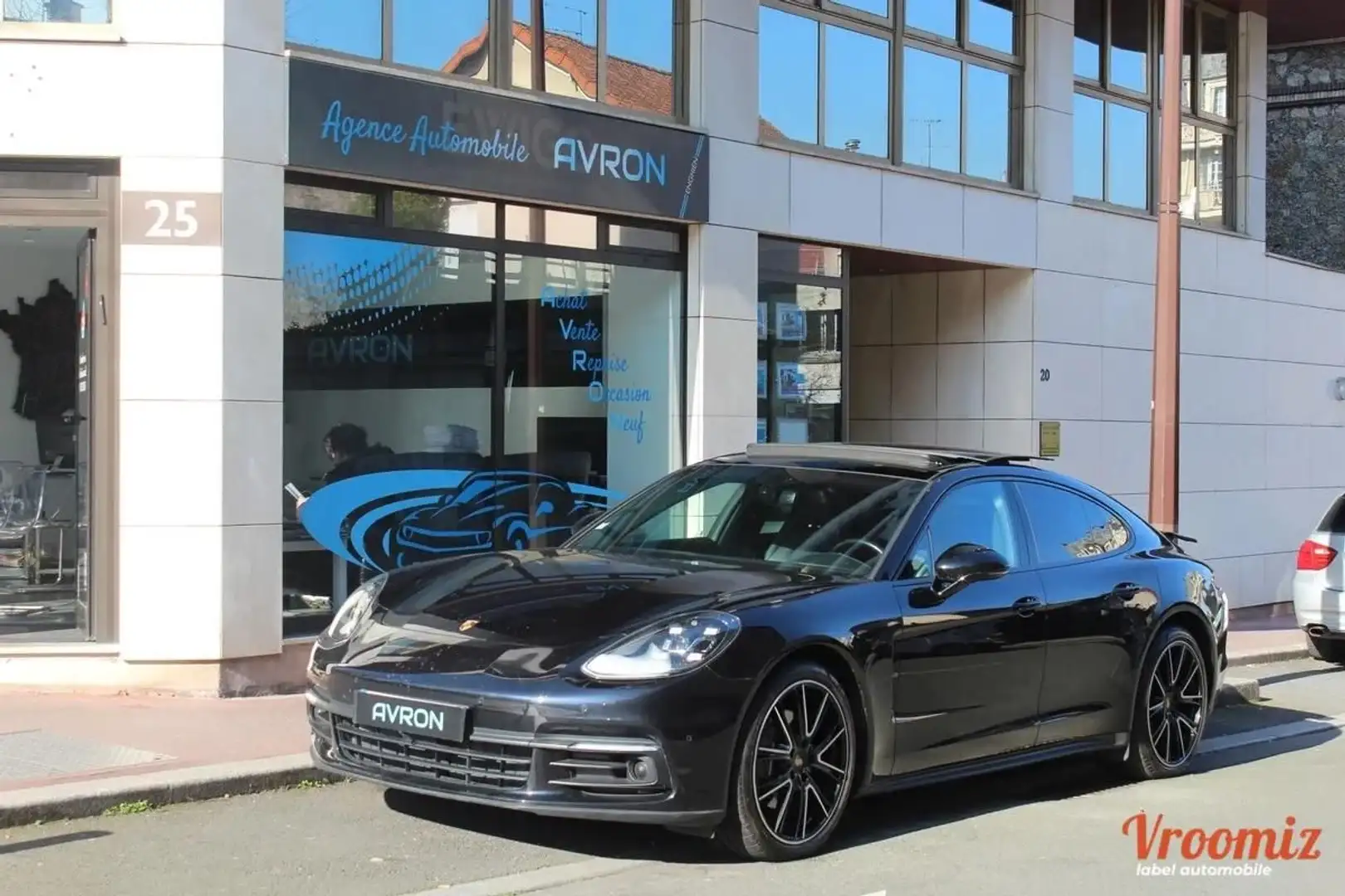 Porsche Panamera II 4 EXECUTIVE 3.0 V6 330 Noir - 1