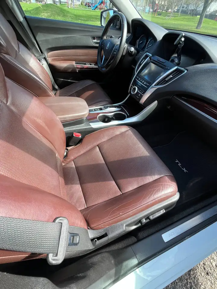 Acura TLX снимка Acura TLX