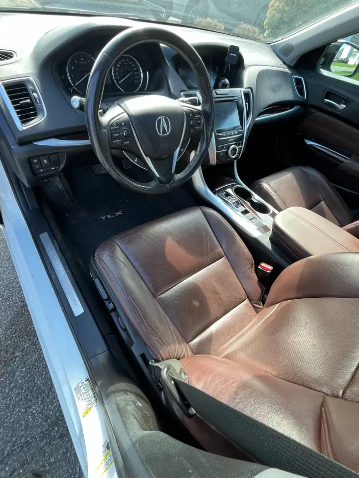 Acura TLX снимка Acura TLX