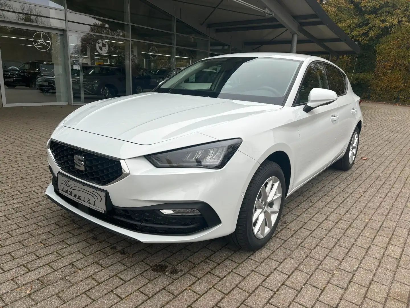 SEAT Leon Edition 25 Kamera/LED/Parkassist/AppConnect Bianco - 1