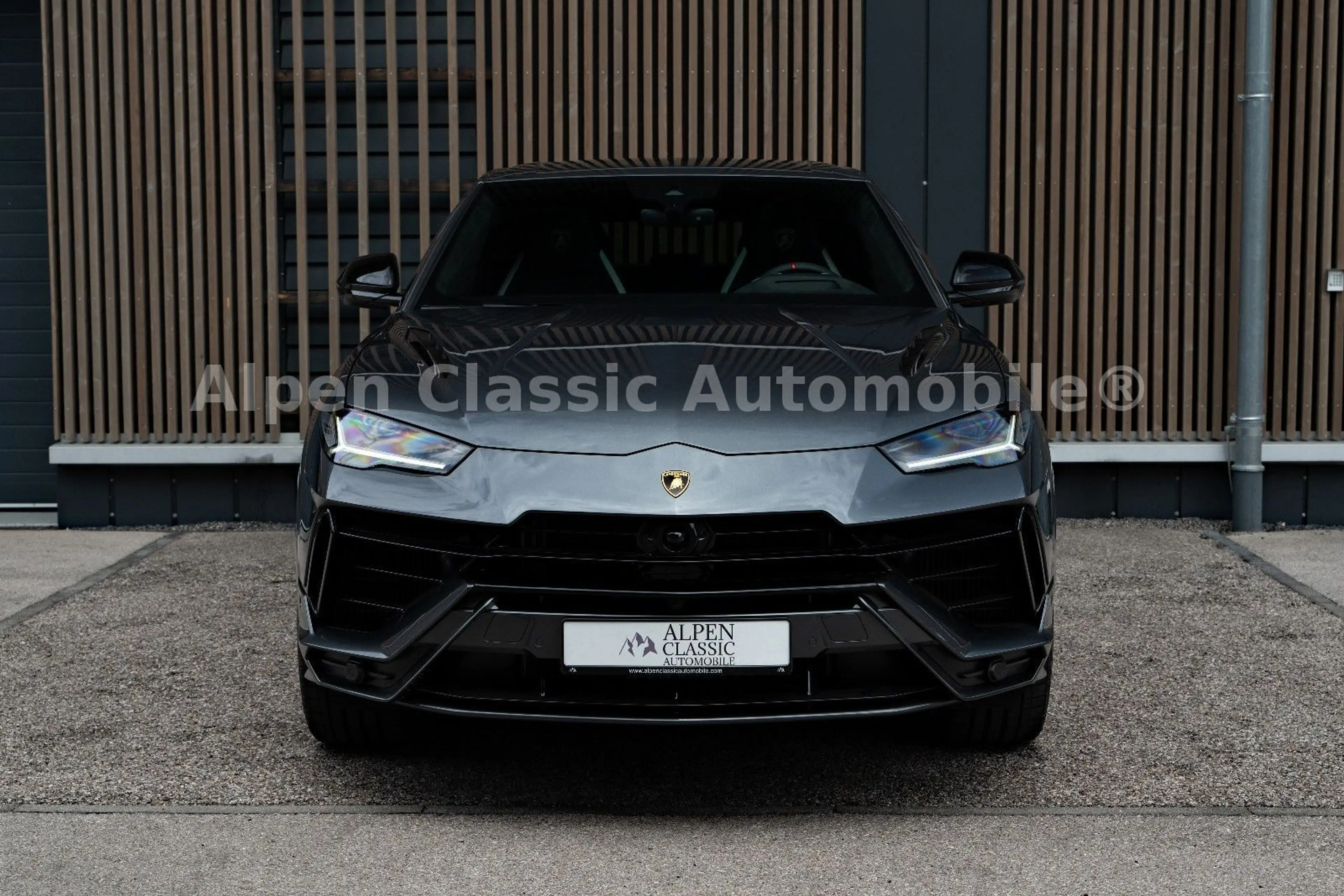 Lamborghini Urus S Panorama, B&O, Carbon — photo 5