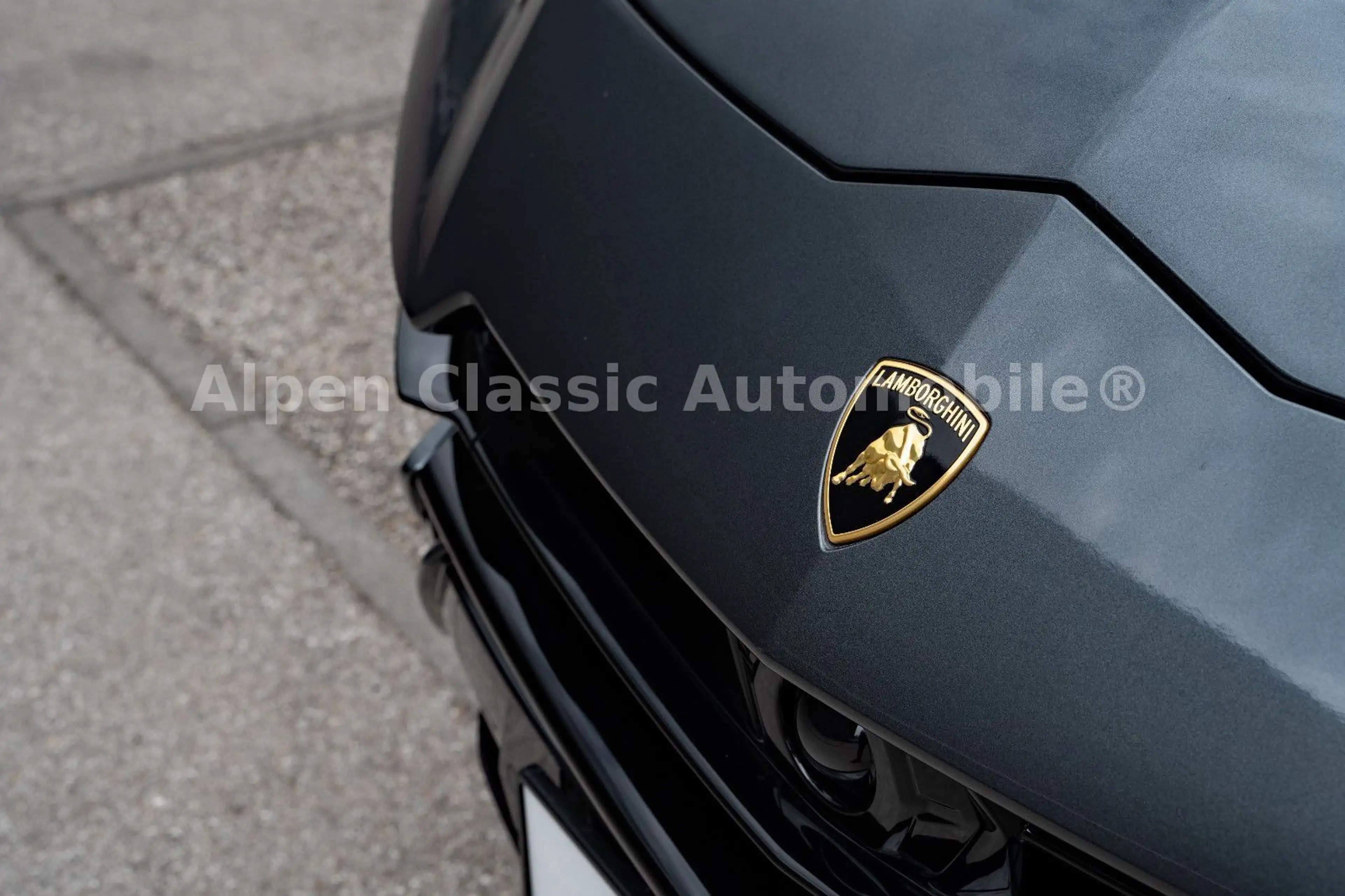 Lamborghini Urus S Panorama, B&O, Carbon — photo 11