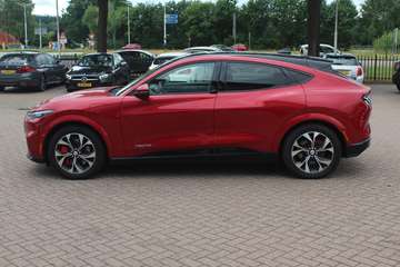 Extended AWD 98 kWh / SoH 93.1% / Trekhaak / Panor