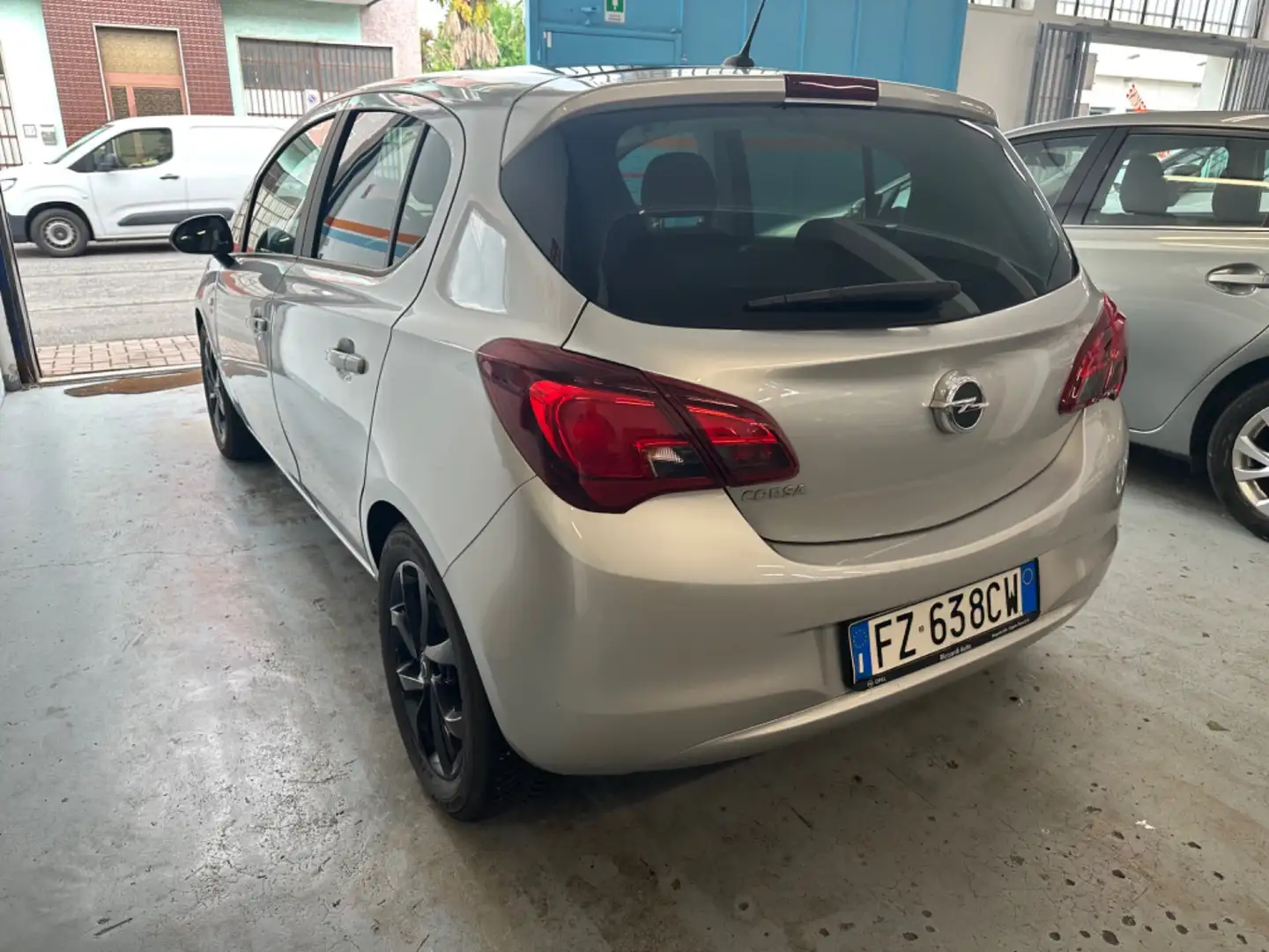 Opel Corsa 1.2 5 porte Black Edition - NO VINCOLO DI FINANZIA Silber - 2