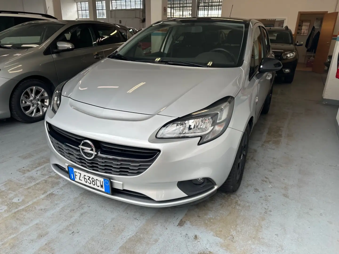 Opel Corsa 1.2 5 porte Black Edition - NO VINCOLO DI FINANZIA Silber - 1