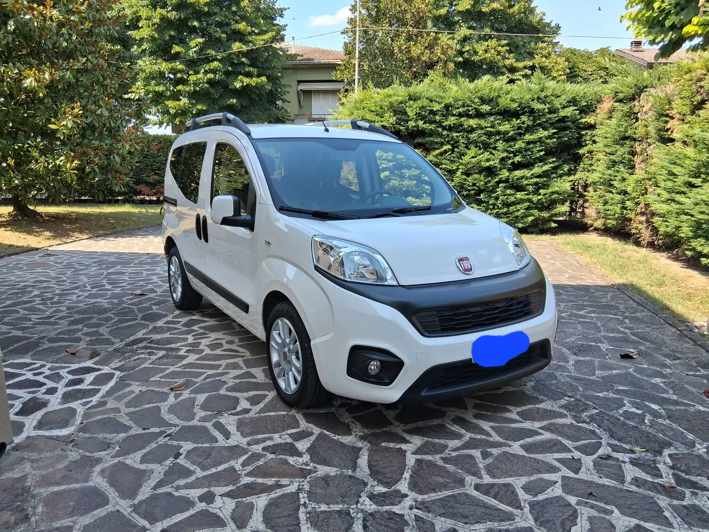 Fiat Qubo Qubo 2017 1.3 mjt 16v Trekking 80cv my19 EURO 6. Bianco - 1