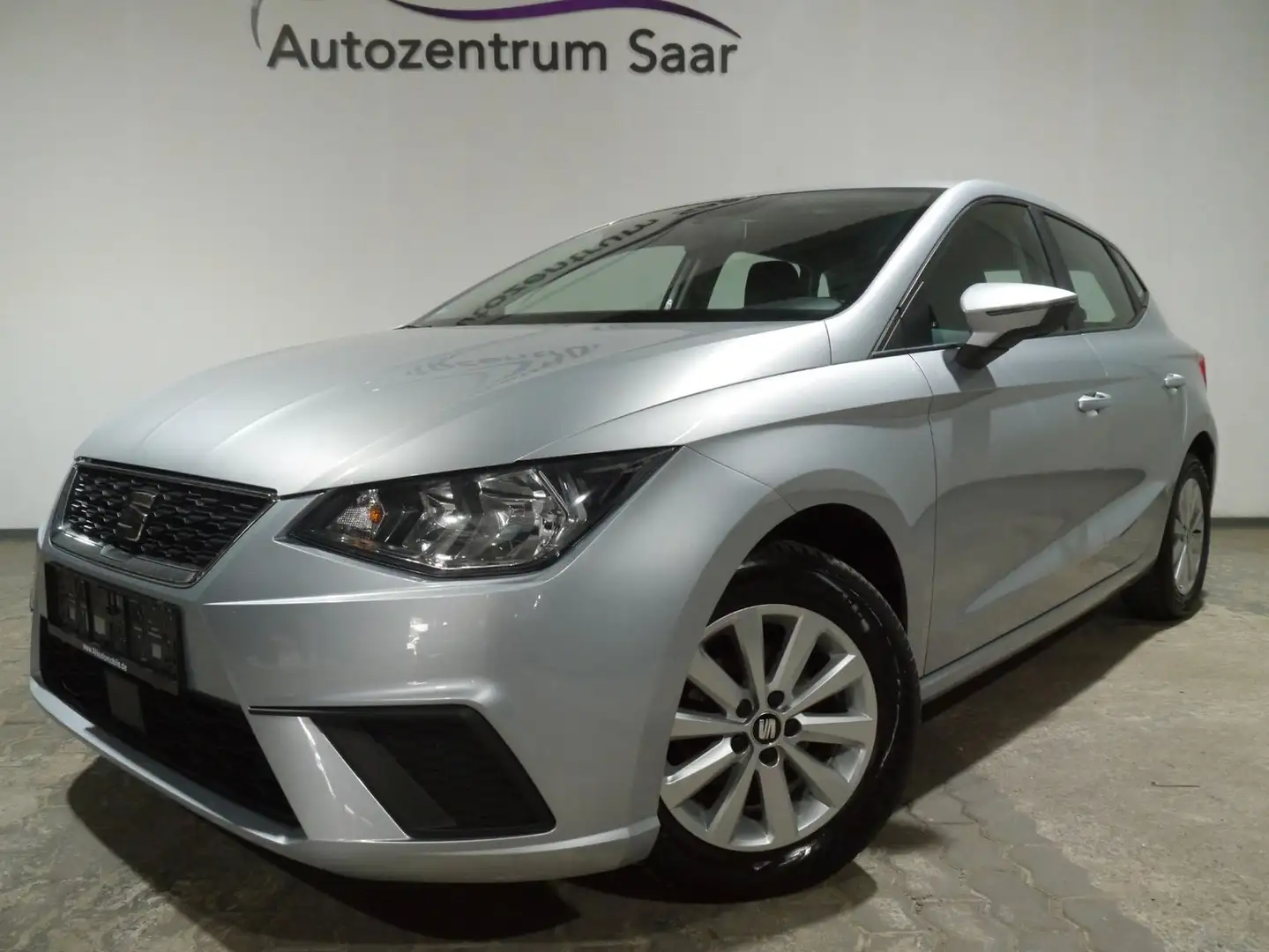 SEAT Ibiza Style Klima Navi Bluetooth Tempomat Silber - 1