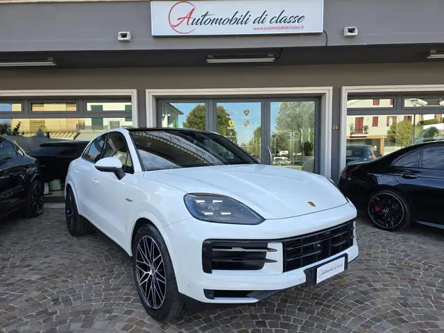2025 Porsche Cayenne in White for sale