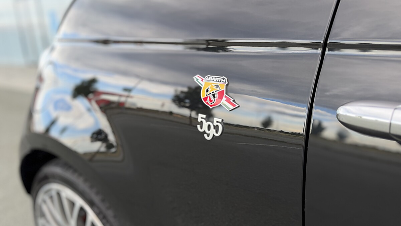 Abarth 500 C 1.4 T-Jet 16V 595C Custom — photo 12