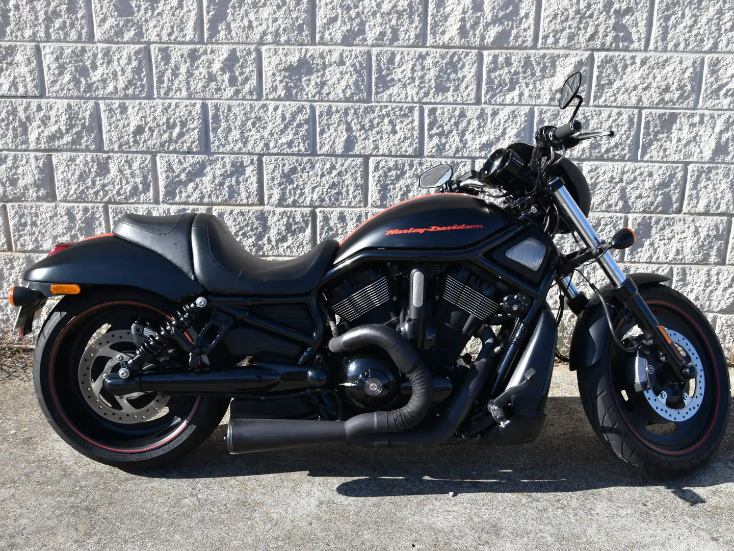 Harley-Davidson VRSC V-Rod Negru - 1