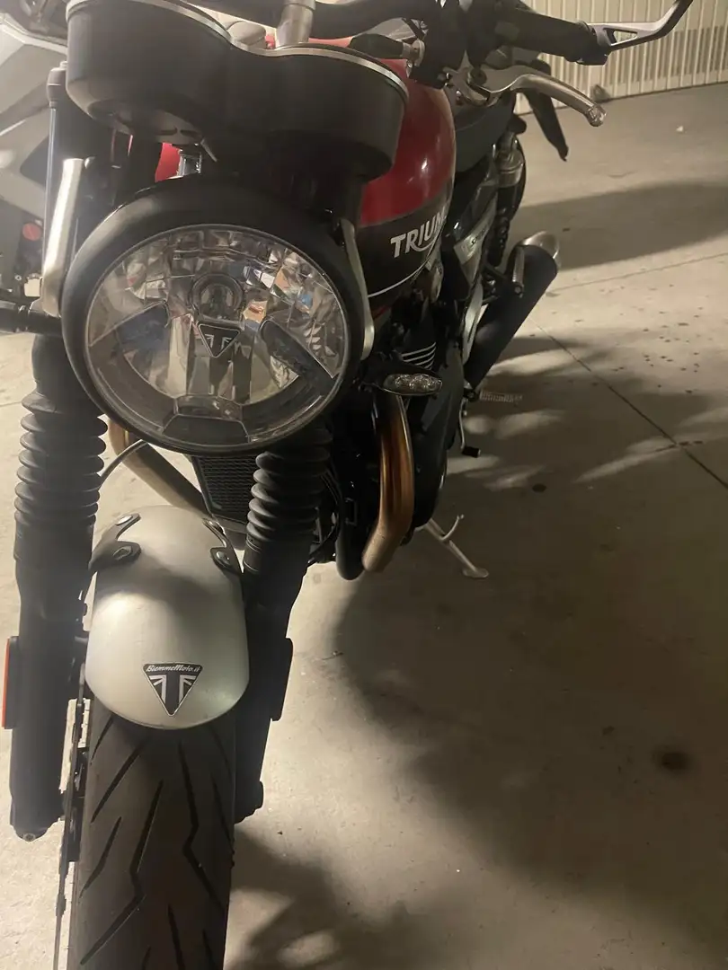 Triumph Speed Twin Triumph Speed twin 1200 Roşu - 1