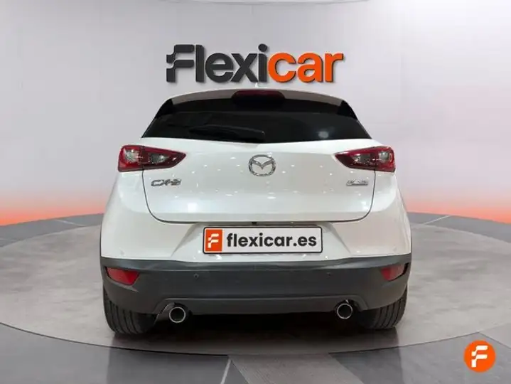 Mazda CX-3 2.0 Skyactiv-G Luxury 2018, foto 3