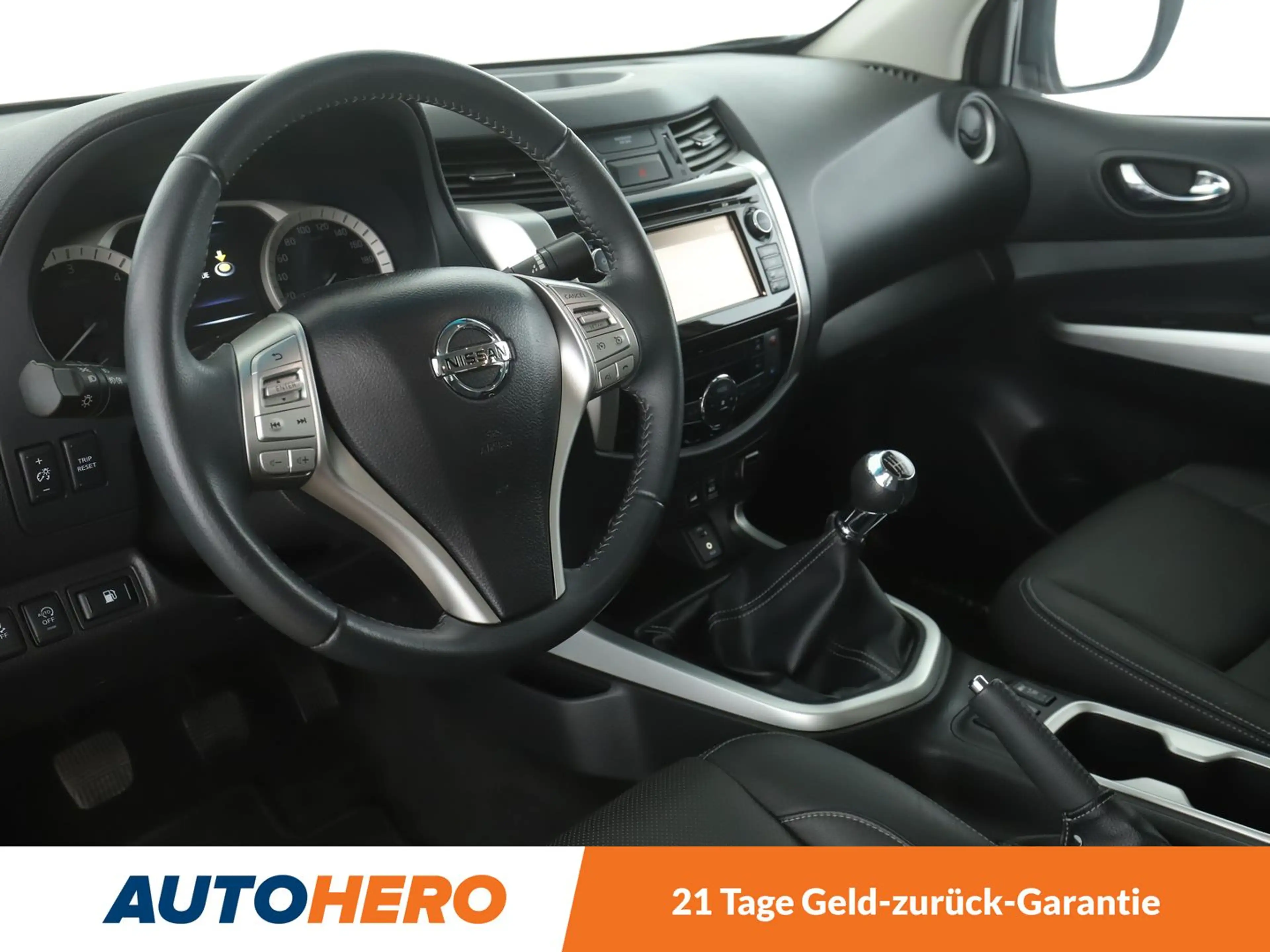 Nissan NP300 2.3 dCi Tekna Double Cab 4x4 *NAVI*LED*TEMPO*CAM* — photo 11