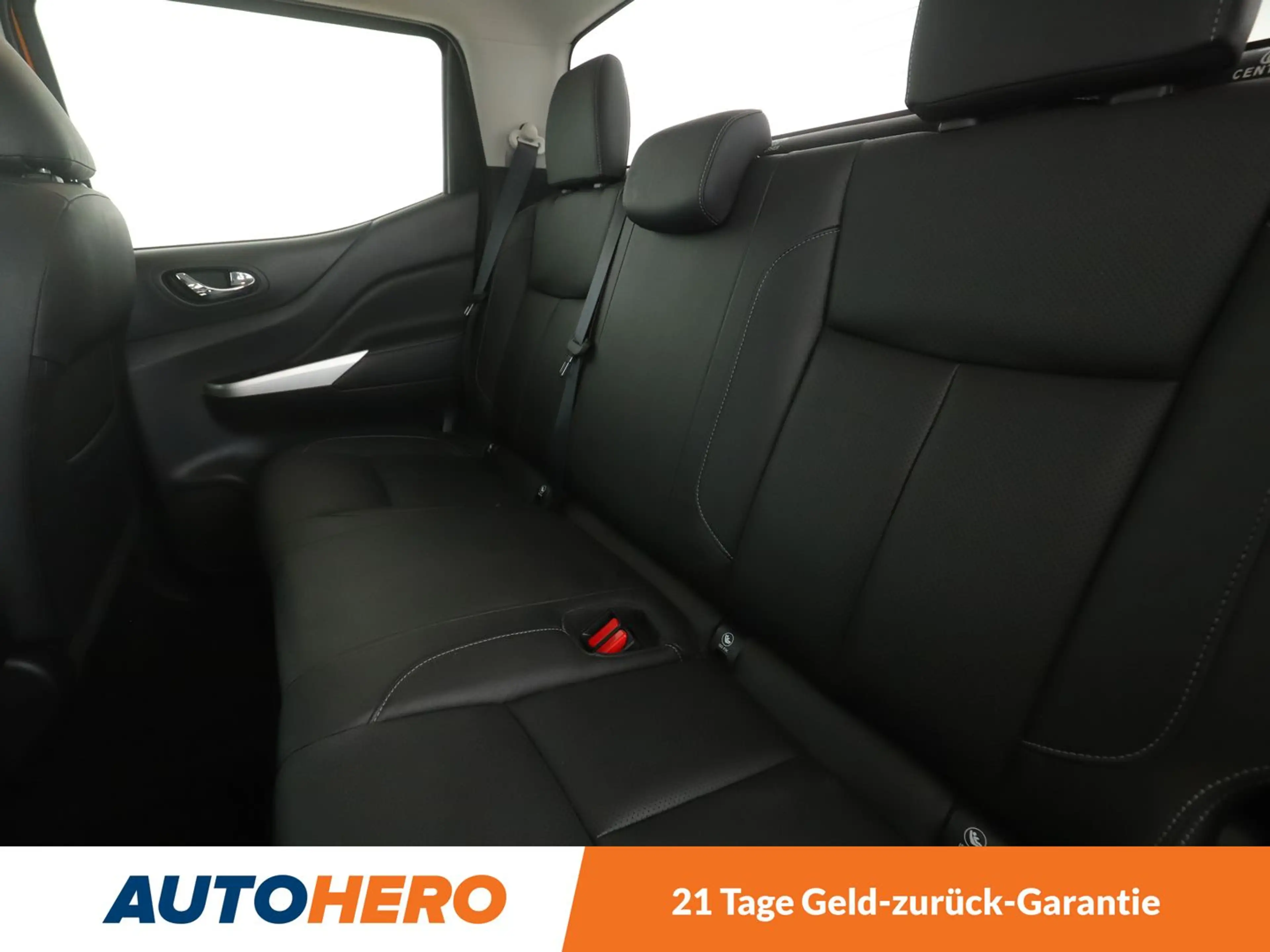 Nissan NP300 2.3 dCi Tekna Double Cab 4x4 *NAVI*LED*TEMPO*CAM* — photo 14