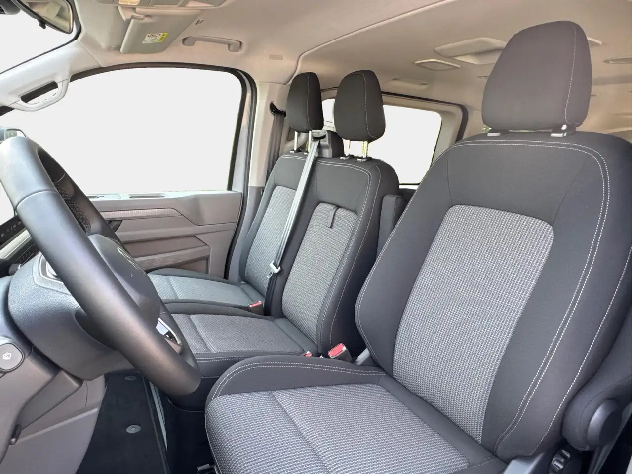 Volkswagen T7 Caravelle 2026 — фото 14