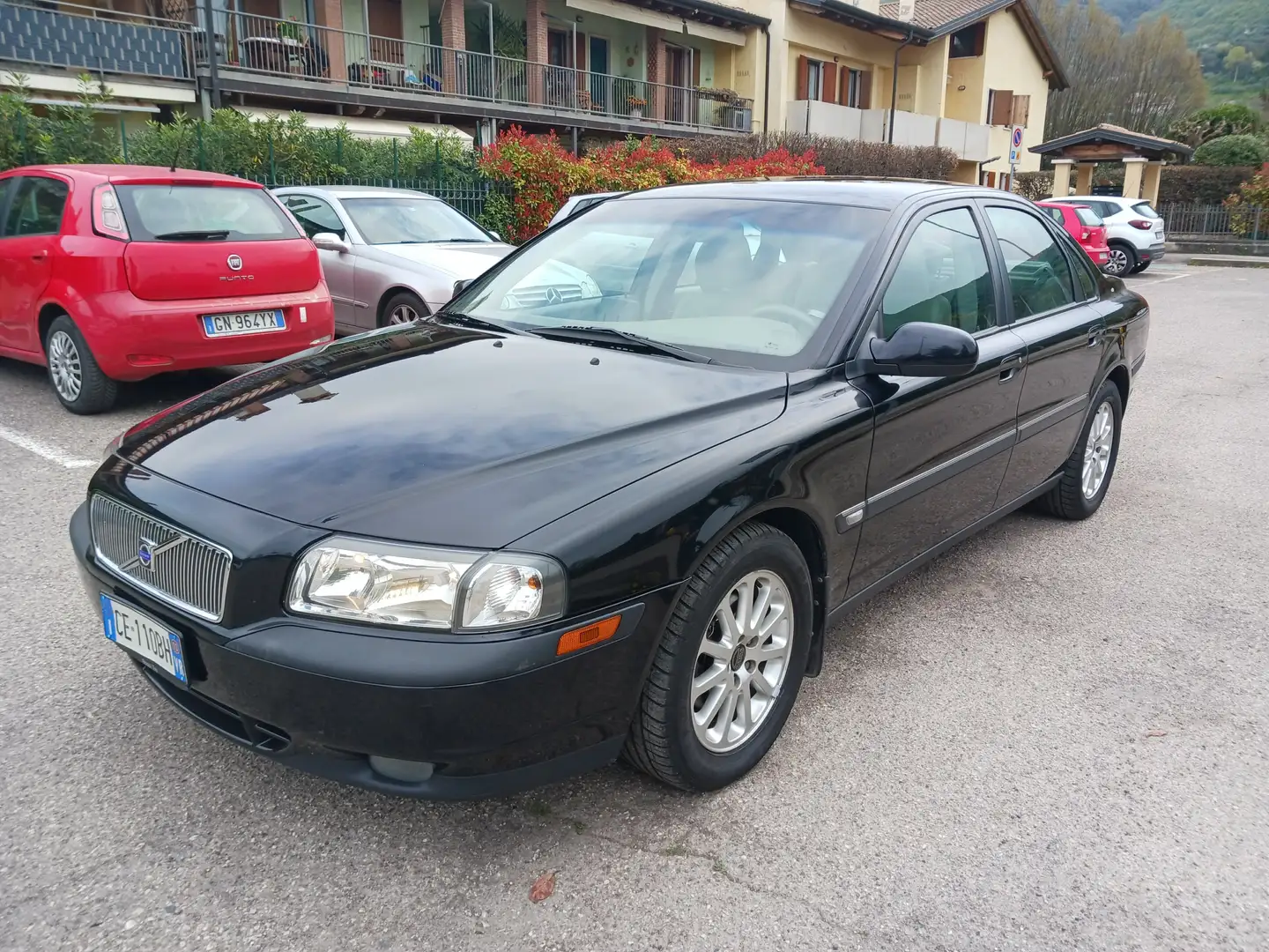 Volvo S80 S80 I 1998 2.4 c/CL,clima 170cv auto Noir - 2