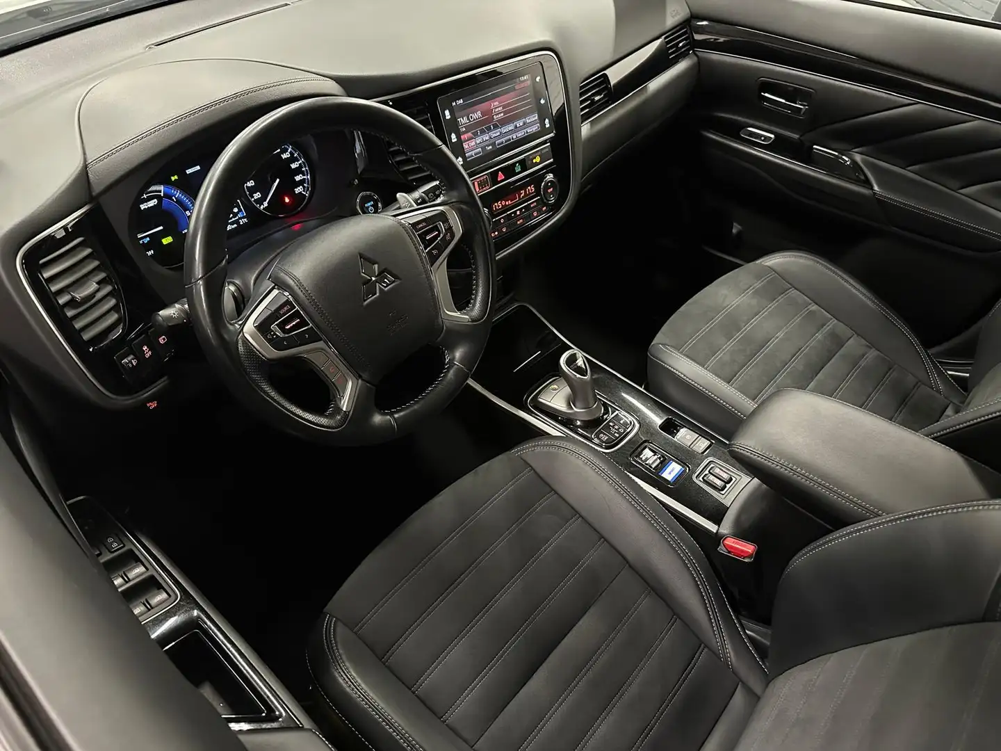 Mitsubishi Outlander 2.4 PHEV Intense Camera / DAB /CarPlay / Leder Alc Blanco - 2