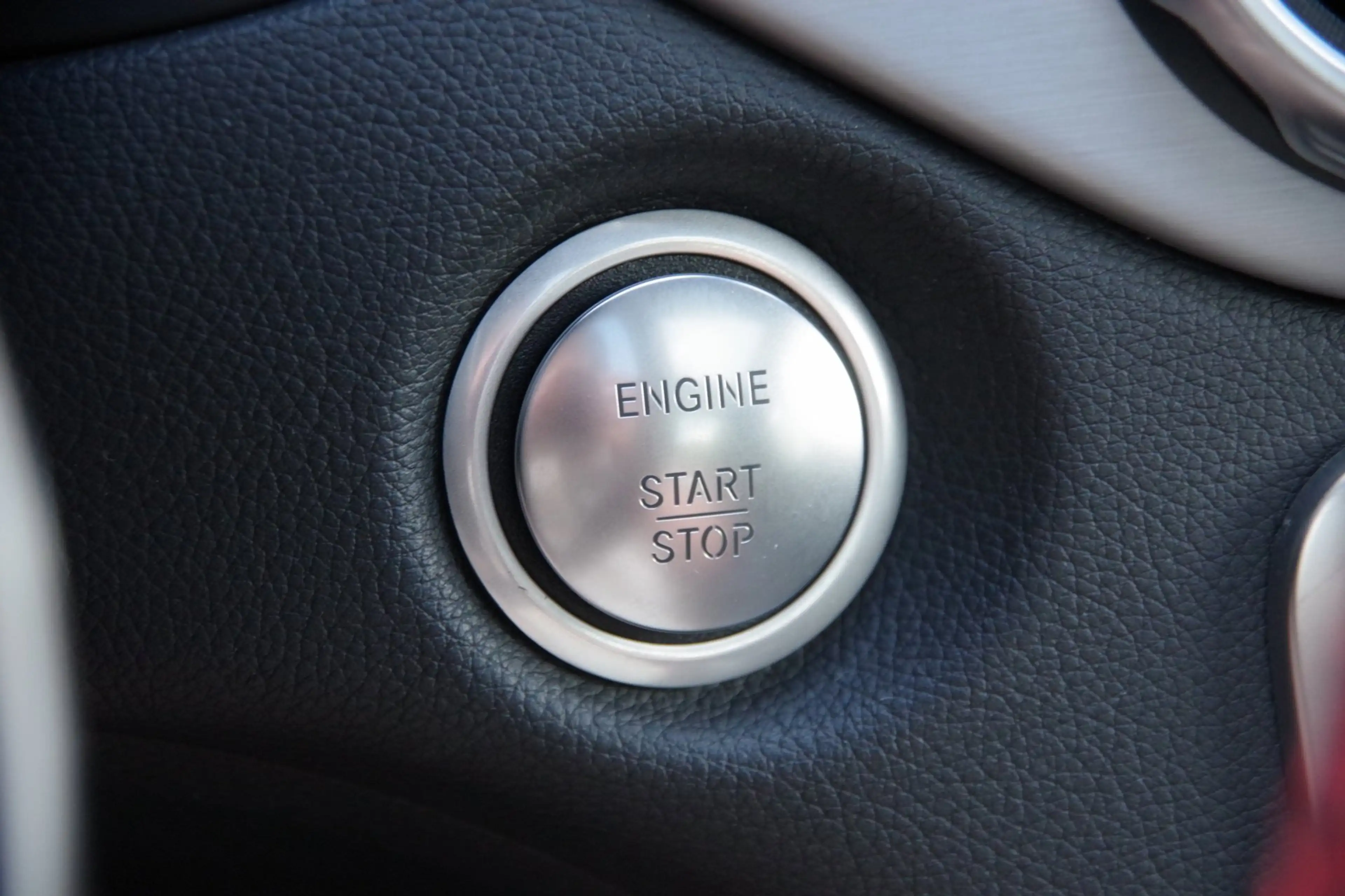 Mercedes-Benz GLA 180 Business Solution AMG Night Upgrade — photo 19