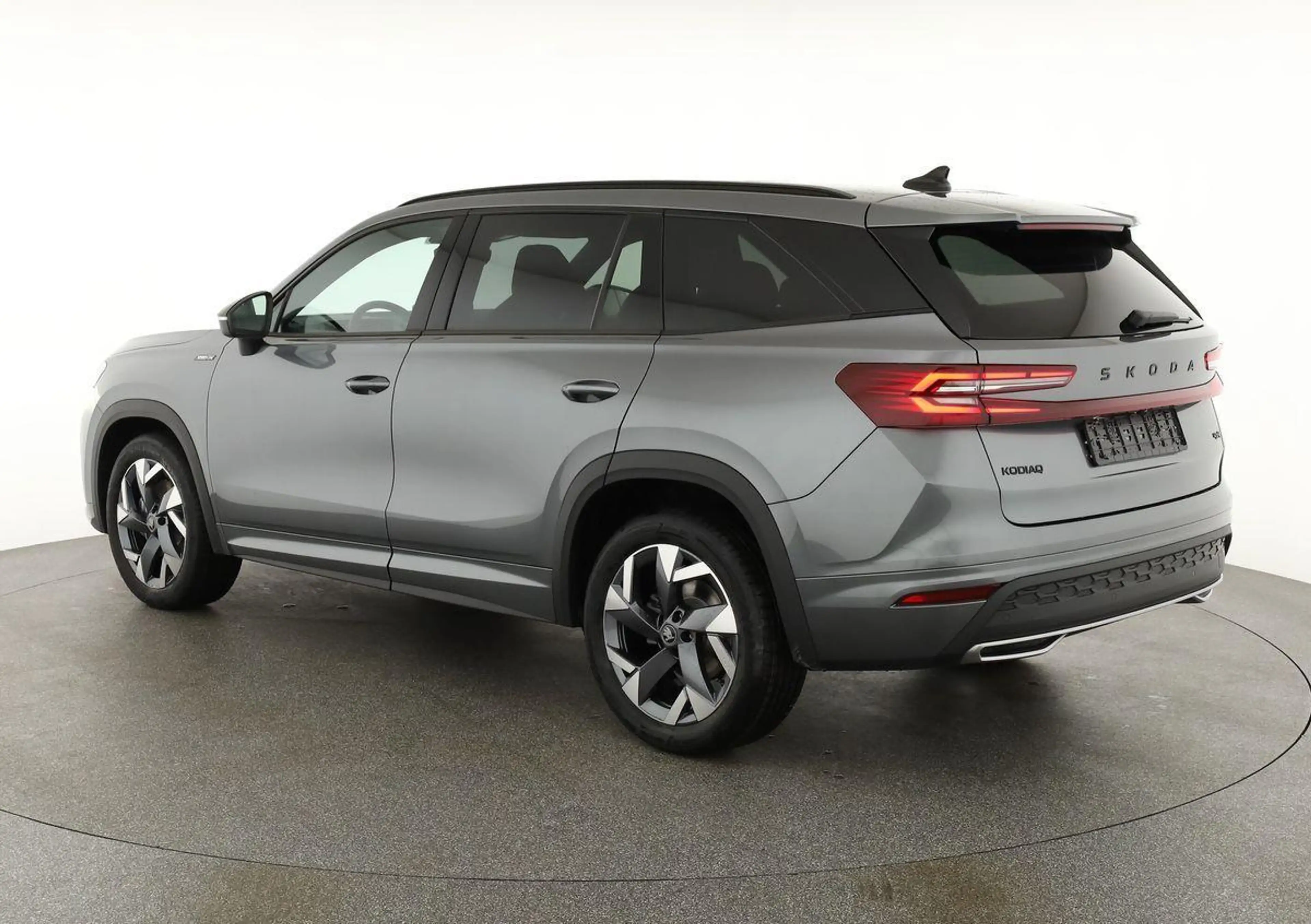 Skoda Kodiaq 2.0 TDI 142 kW 4x4 Sportline DSG Sportline, Pan... — photo 3