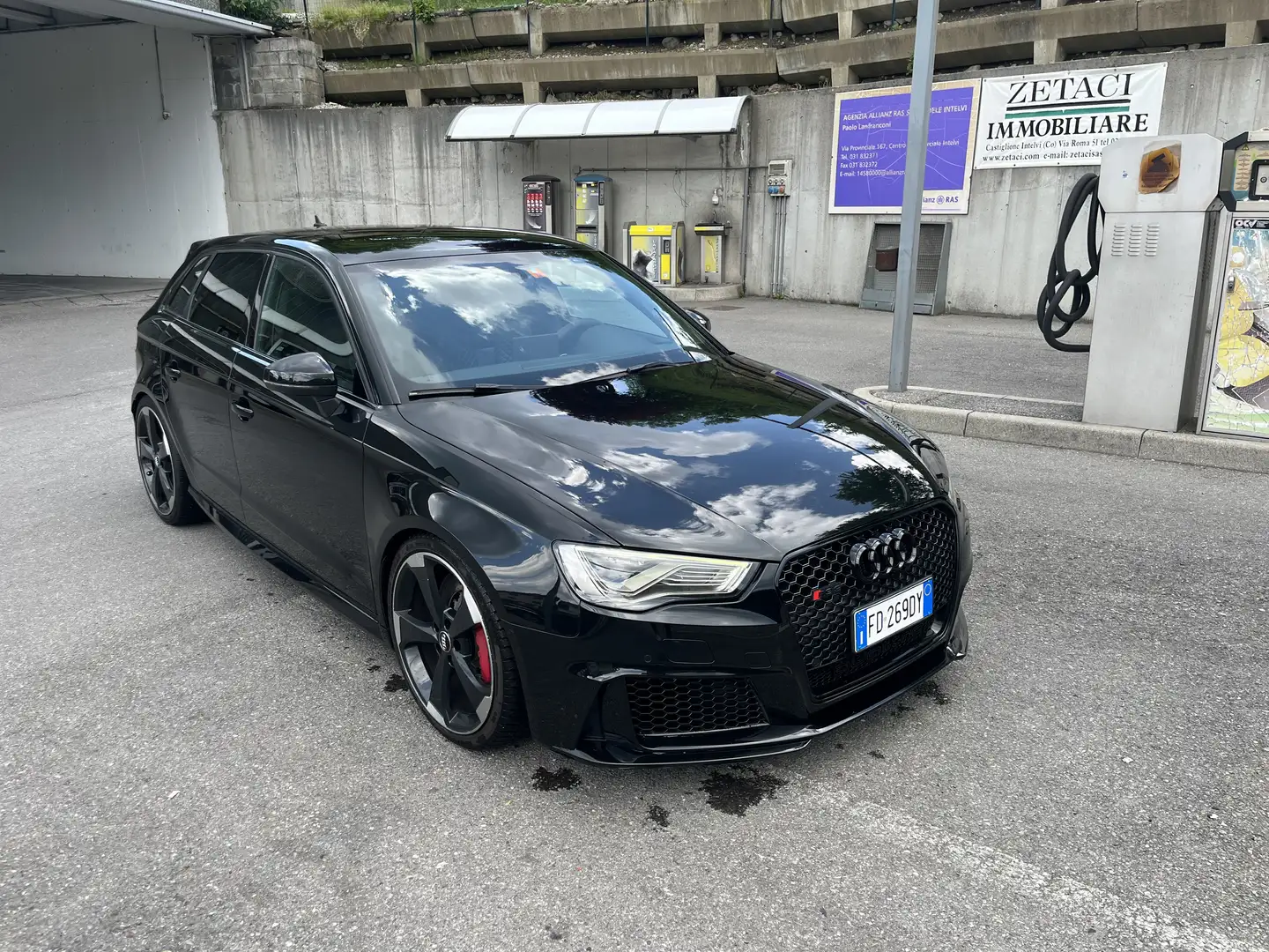 Audi RS3 2.5 tfsi Spb quattro s-tronic Pacchetto RS Nero - 2