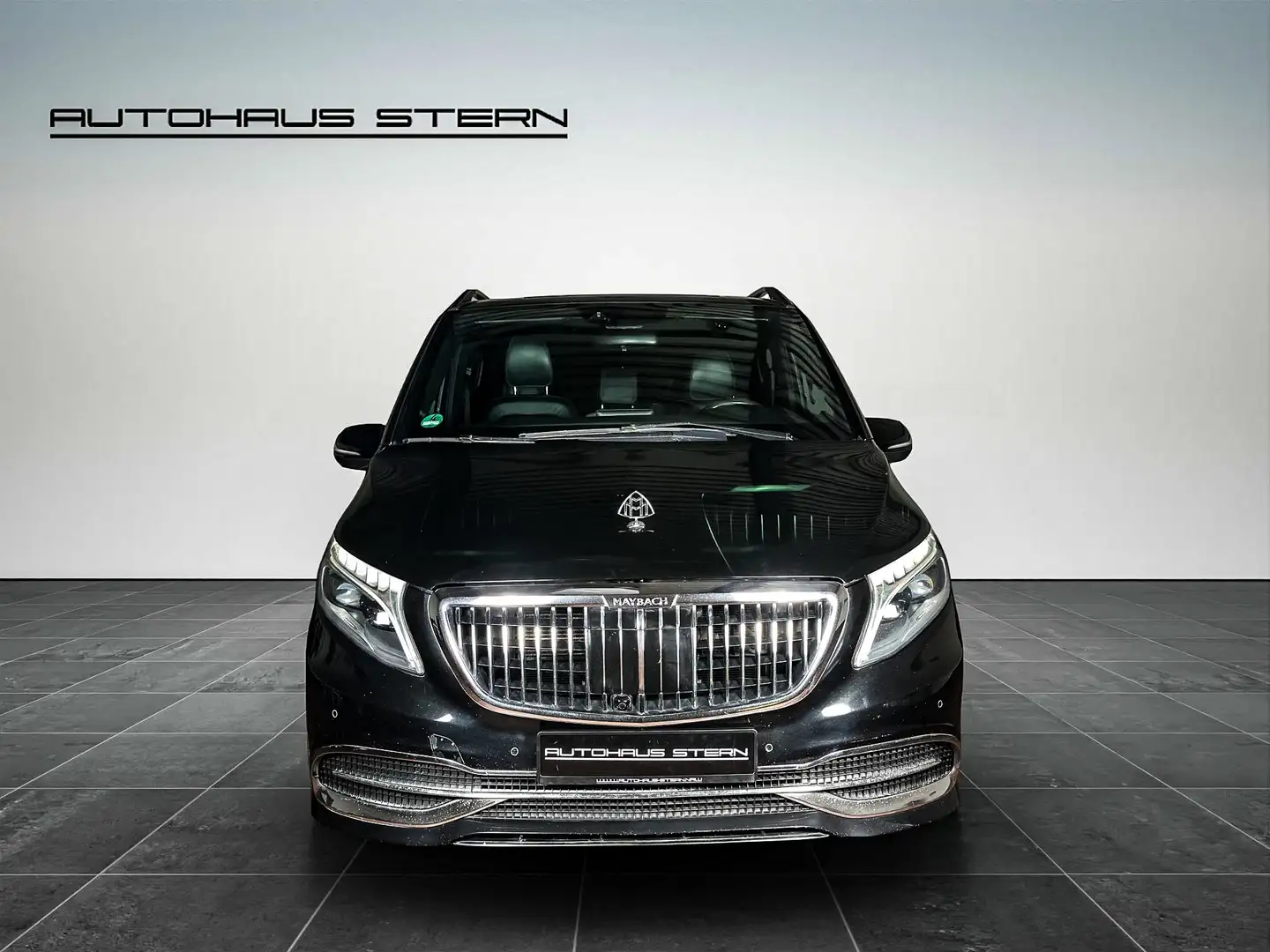 Mercedes-Benz V 250 V 250*MAYBACH*VIP UMBAU*8 Sitzer*LED*NAVI*SHZ* Černá - 2