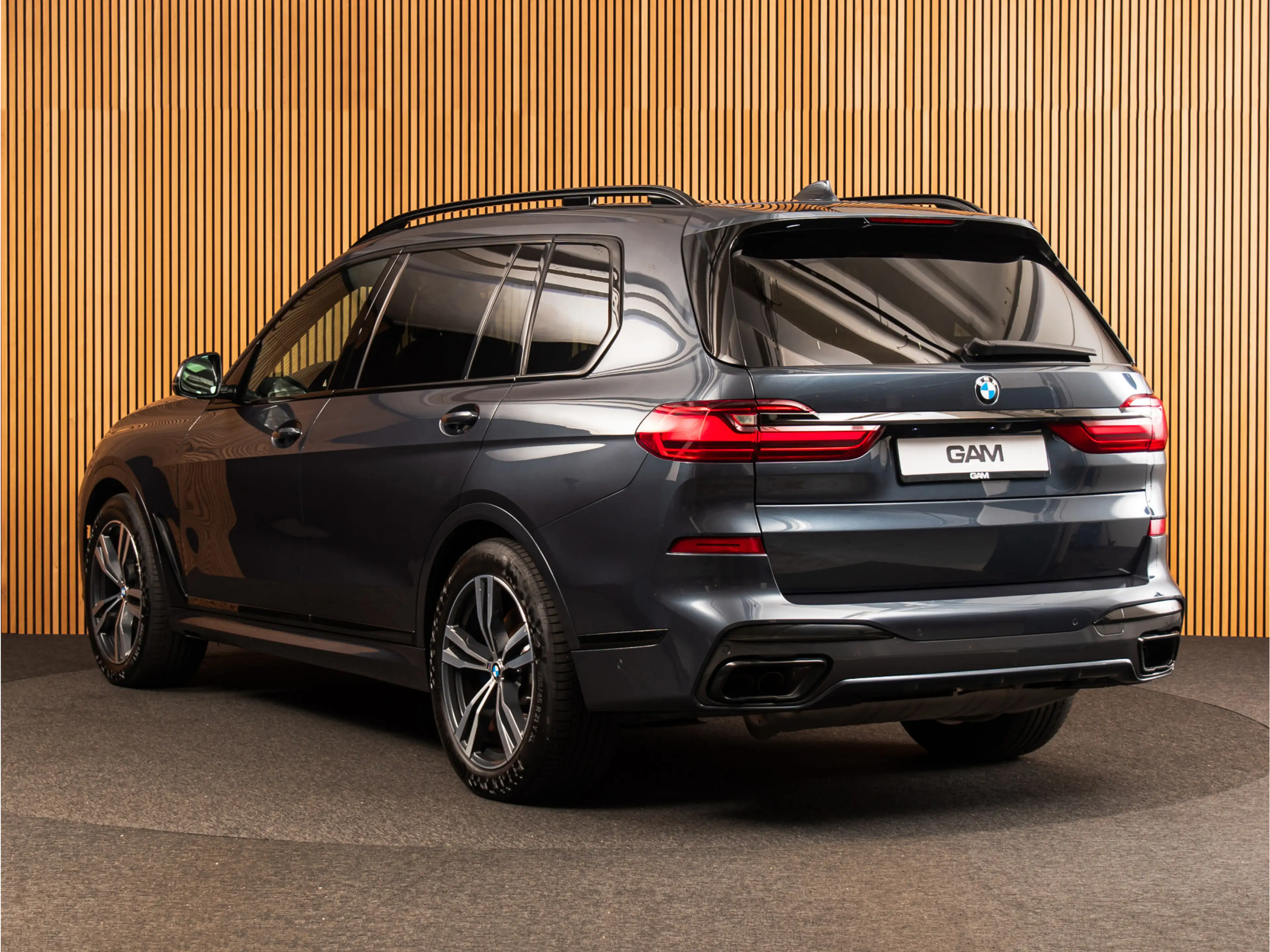 BMW X7 M50i M-SPORT | SKYLOUNGE | B&W | MASSAGE — photo 3