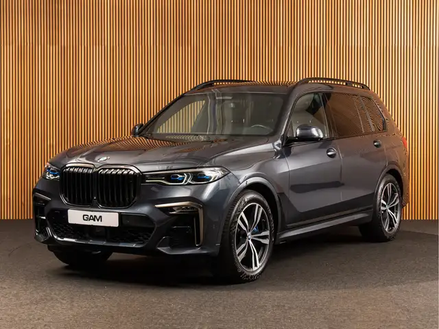 BMW X7 M50i M-SPORT | SKYLOUNGE | B&W | MASSAGE