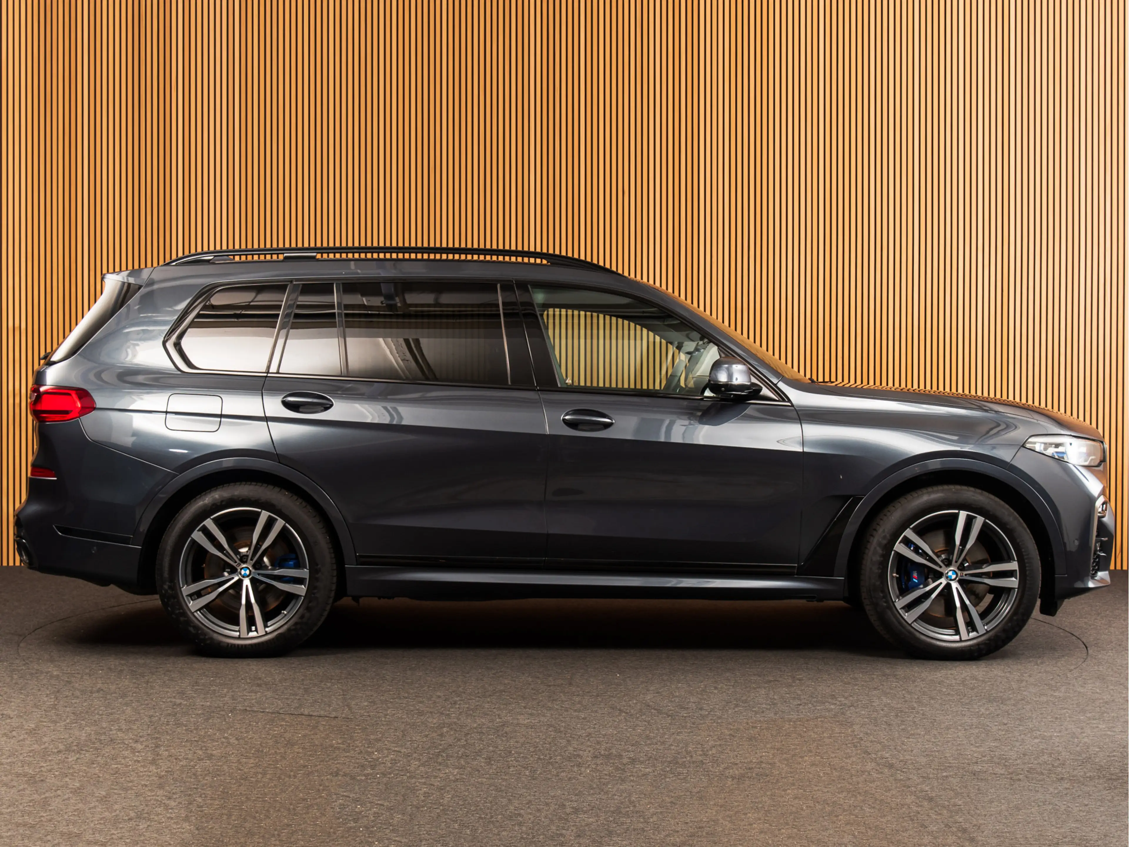 BMW X7 M50i M-SPORT | SKYLOUNGE | B&W | MASSAGE — photo 6