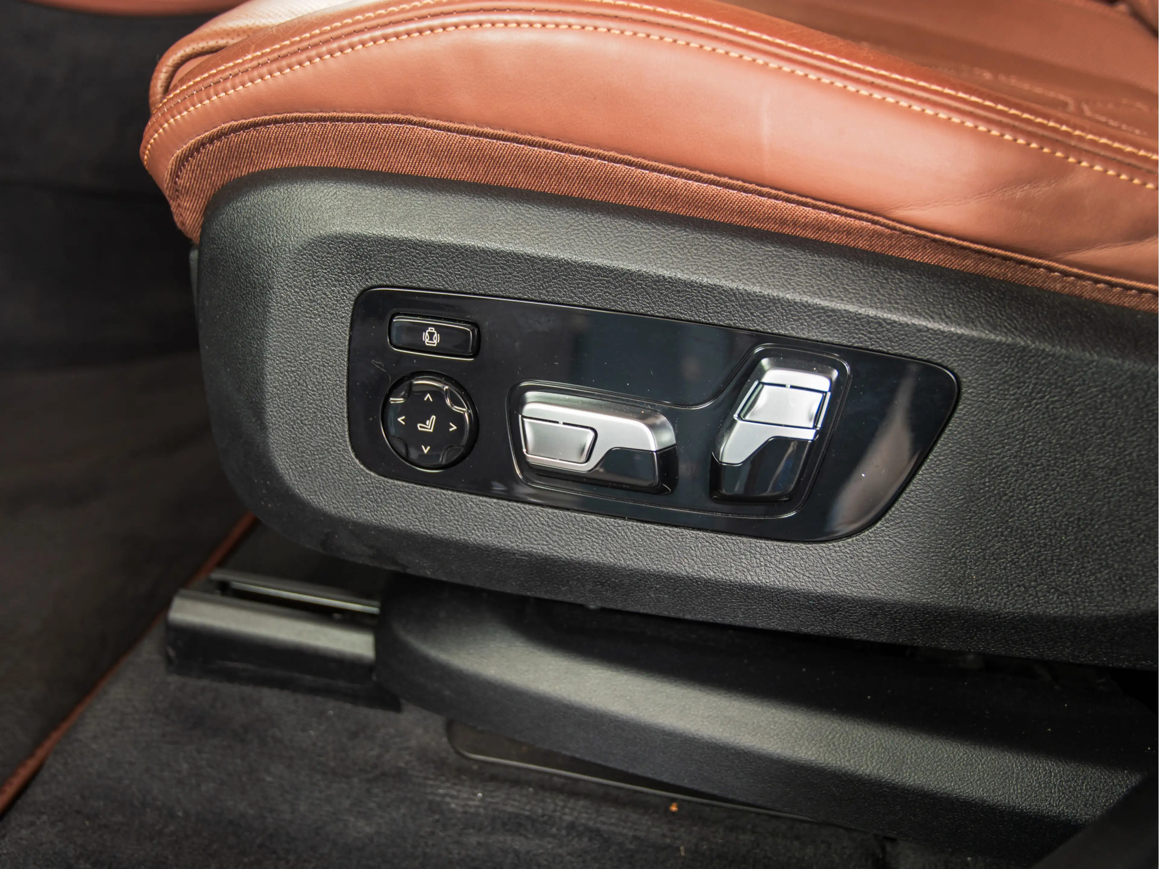 BMW X7 M50i M-SPORT | SKYLOUNGE | B&W | MASSAGE — photo 20