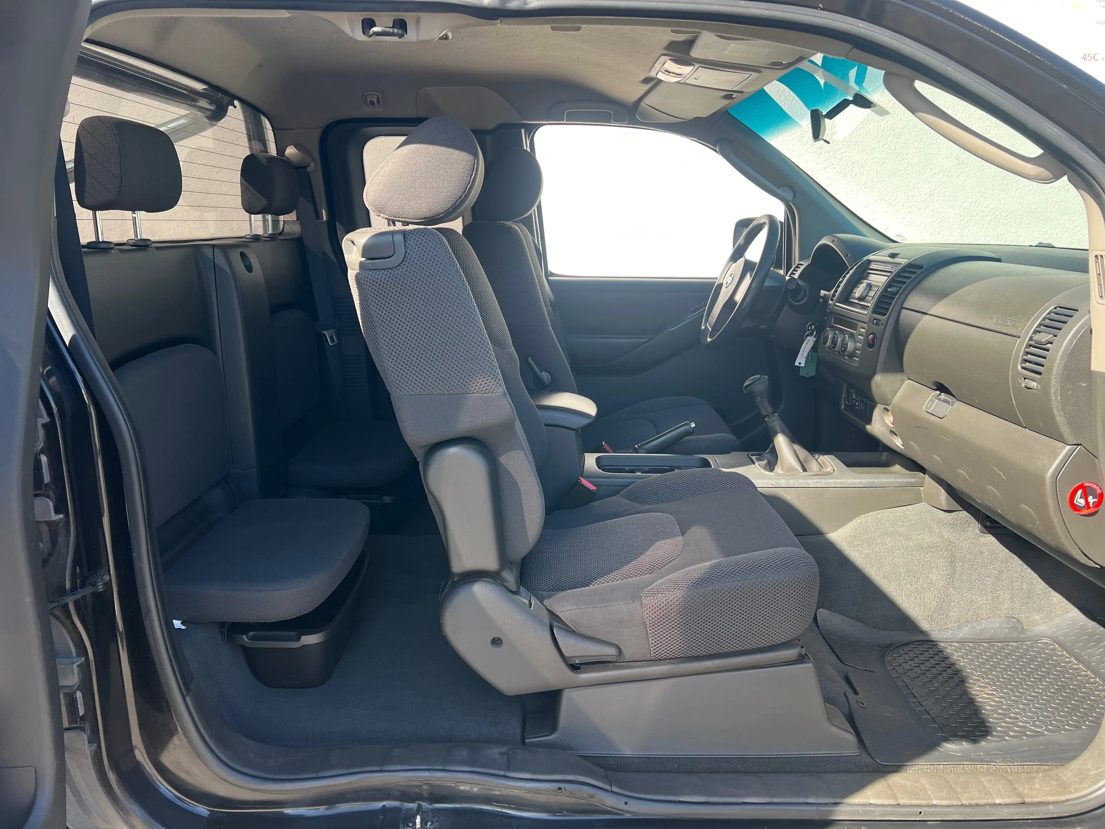 Nissan Navara Pickup KingCab Comfort 4X4 Klima 150.000KM — photo 14