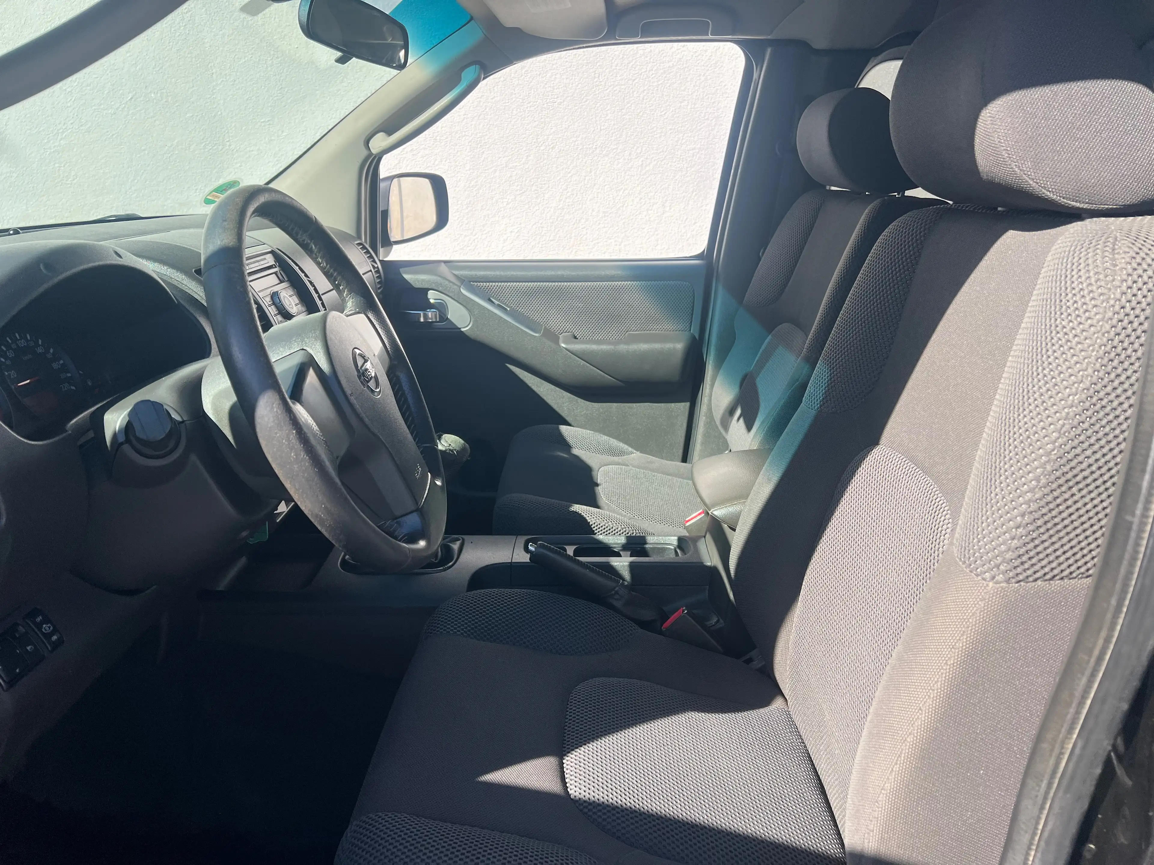 Nissan Navara Pickup KingCab Comfort 4X4 Klima 150.000KM — photo 10