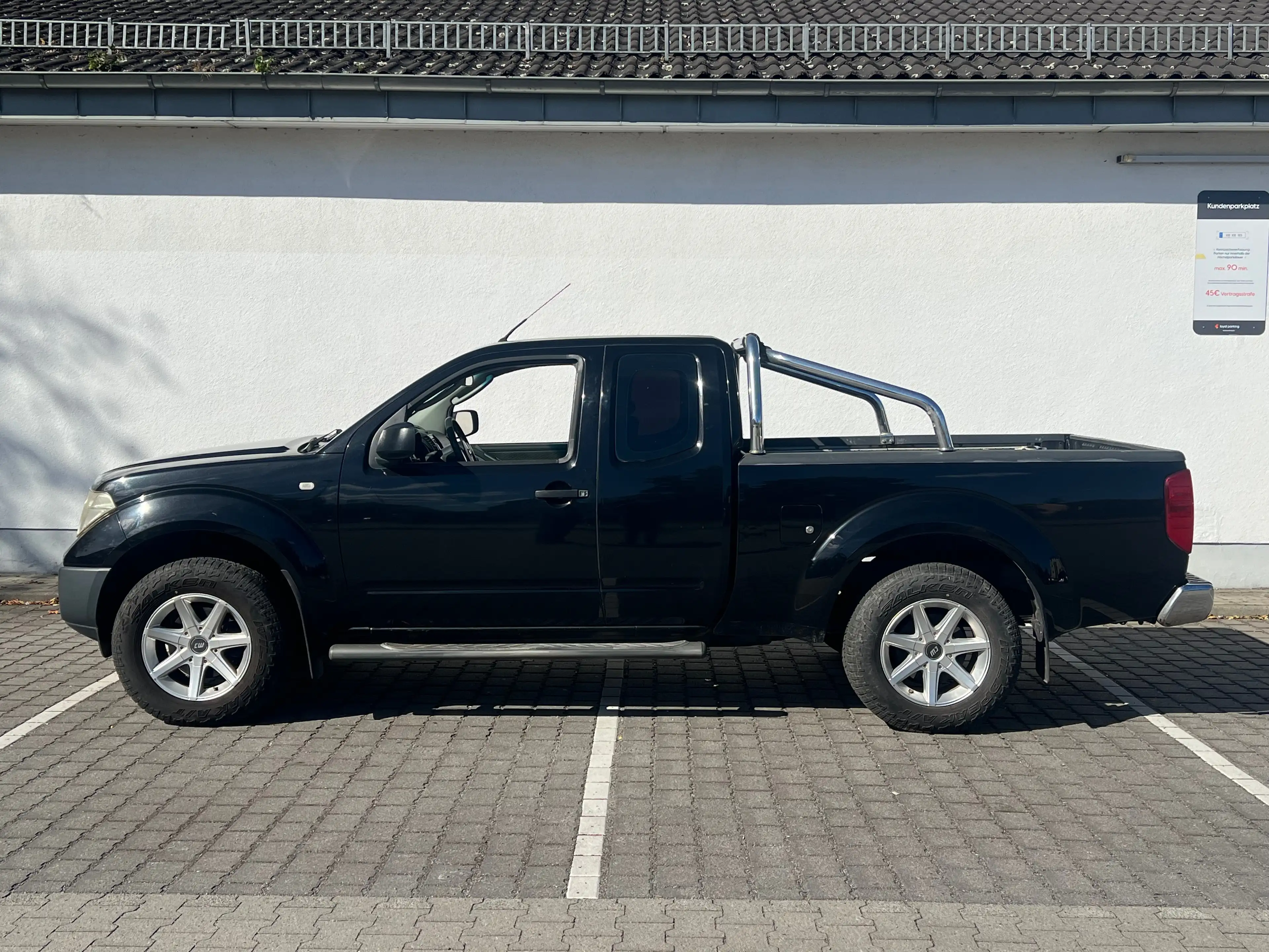 Nissan Navara Pickup KingCab Comfort 4X4 Klima 150.000KM — photo 5