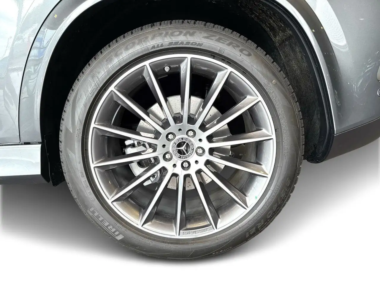 Mercedes-Benz GLE снимка Mercedes-Benz GLE