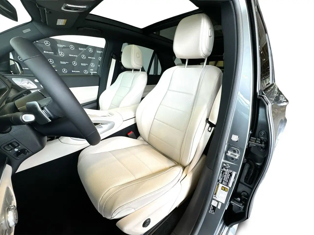 Mercedes-Benz GLE снимка Mercedes-Benz GLE